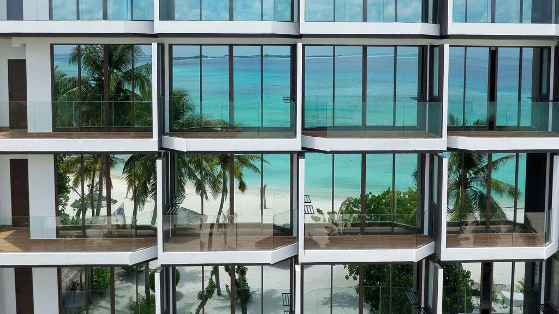 Arena Beach Hotel 0