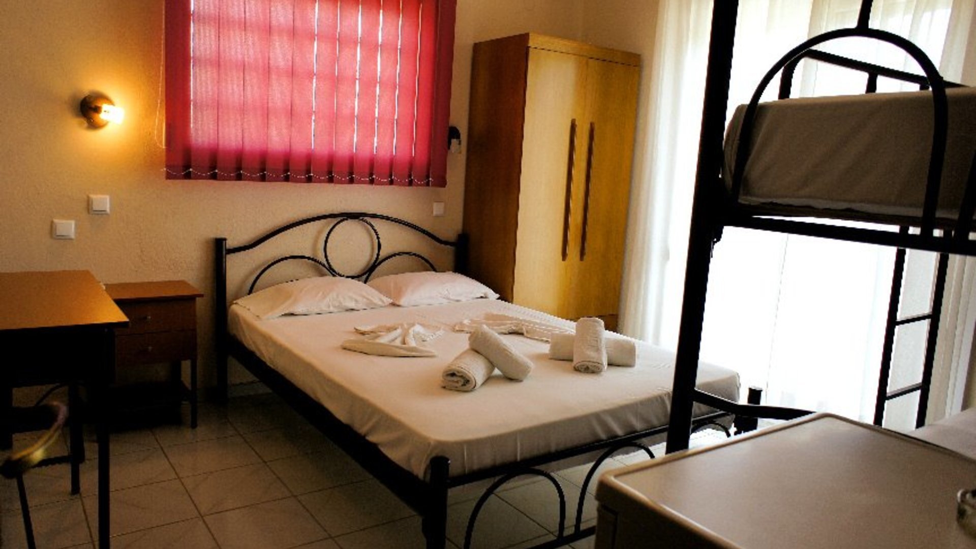 America Hotel Prinos 1* 10