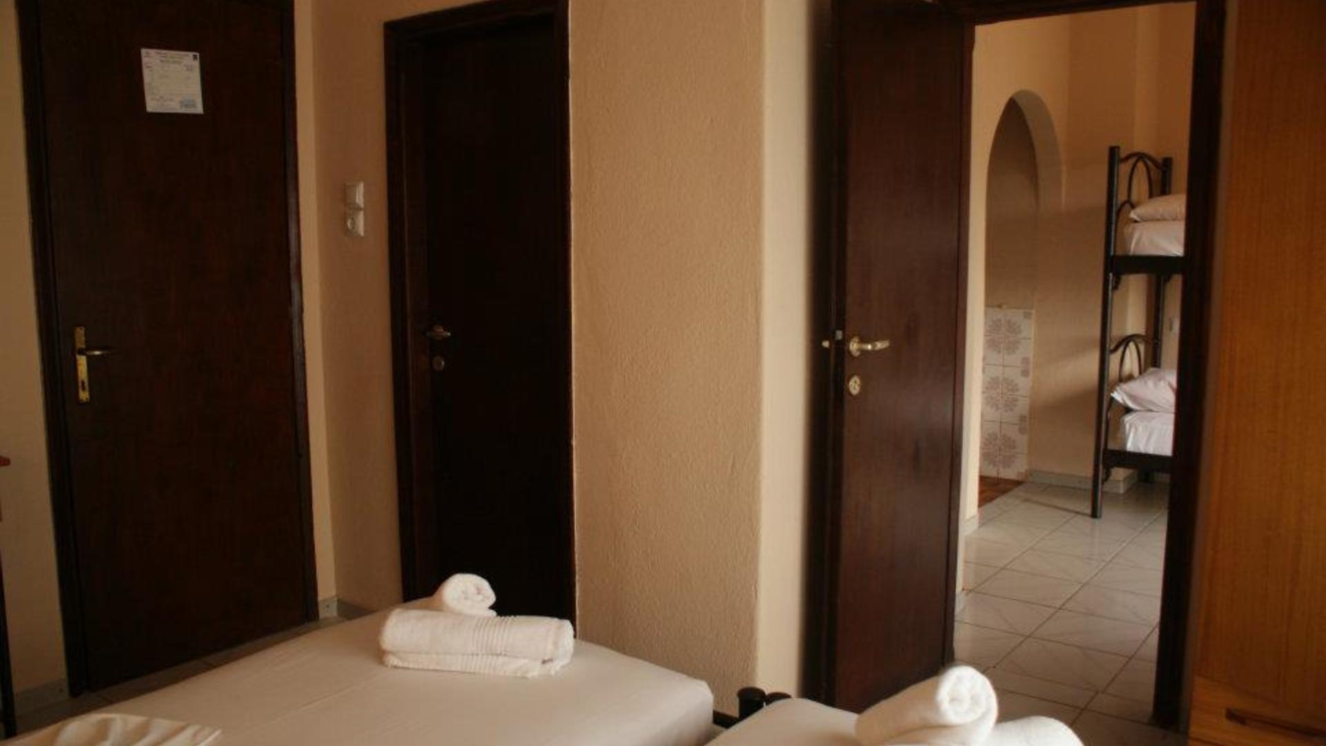 America Hotel Prinos 1* 5