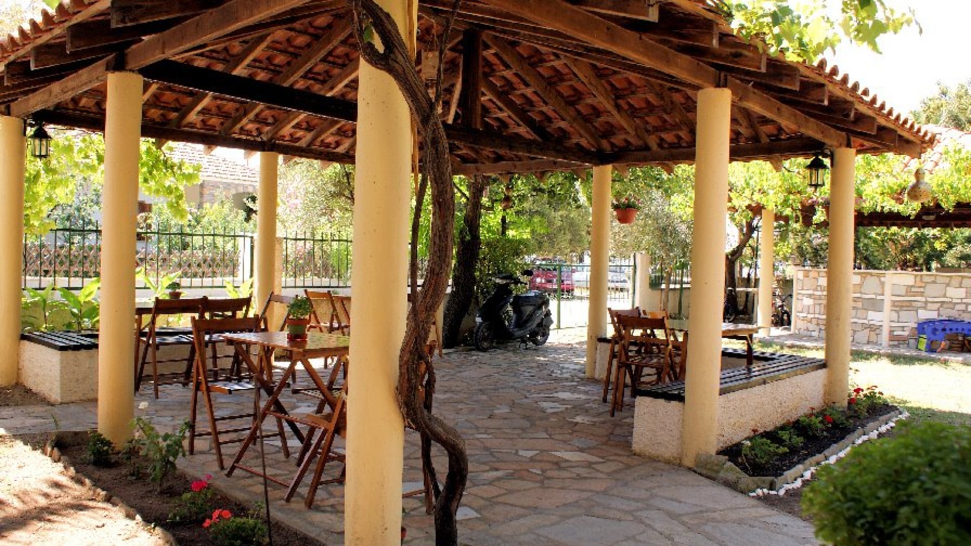 America Hotel Prinos 1* 38