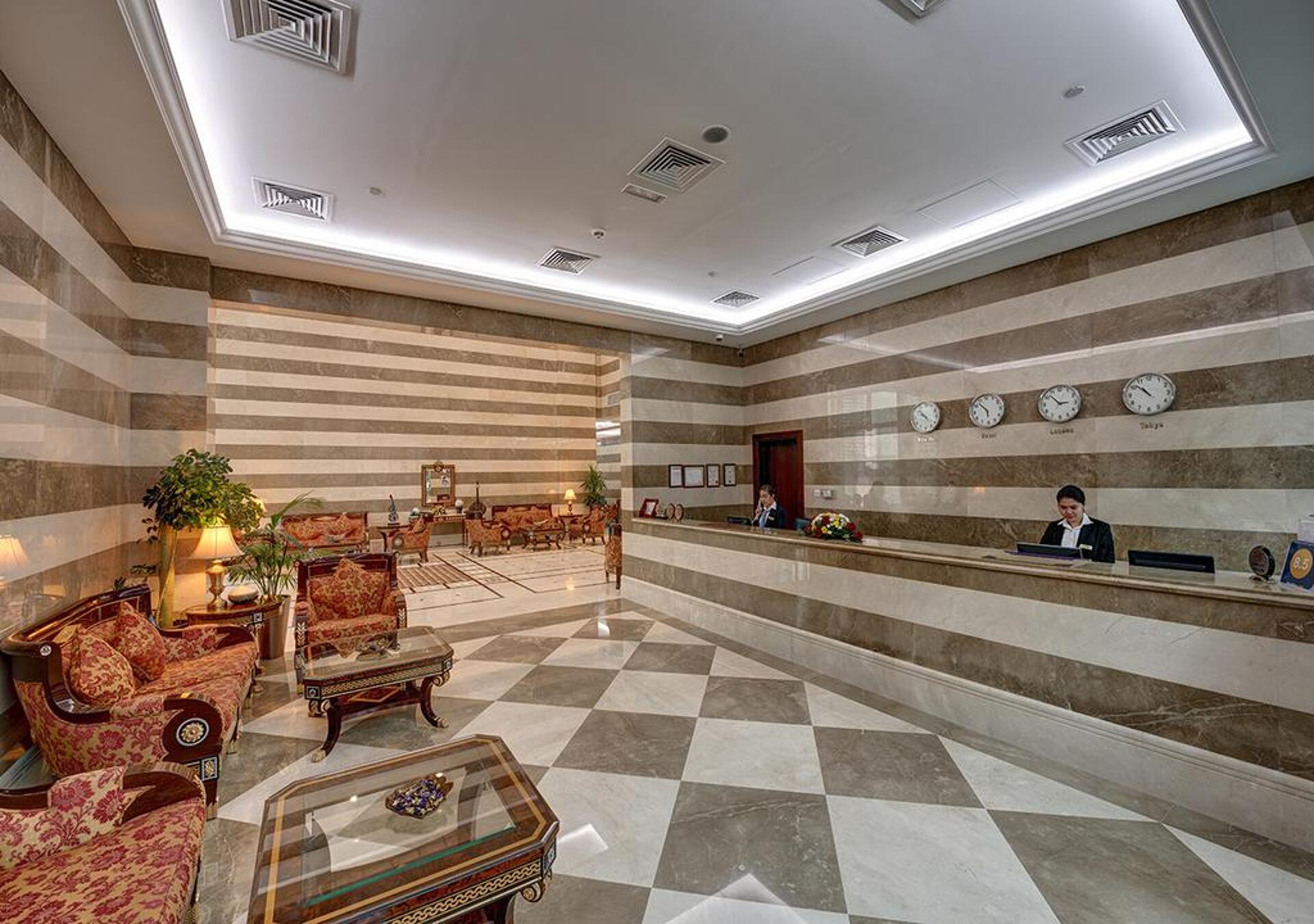 Marina Hotel Apartments 4* 2
