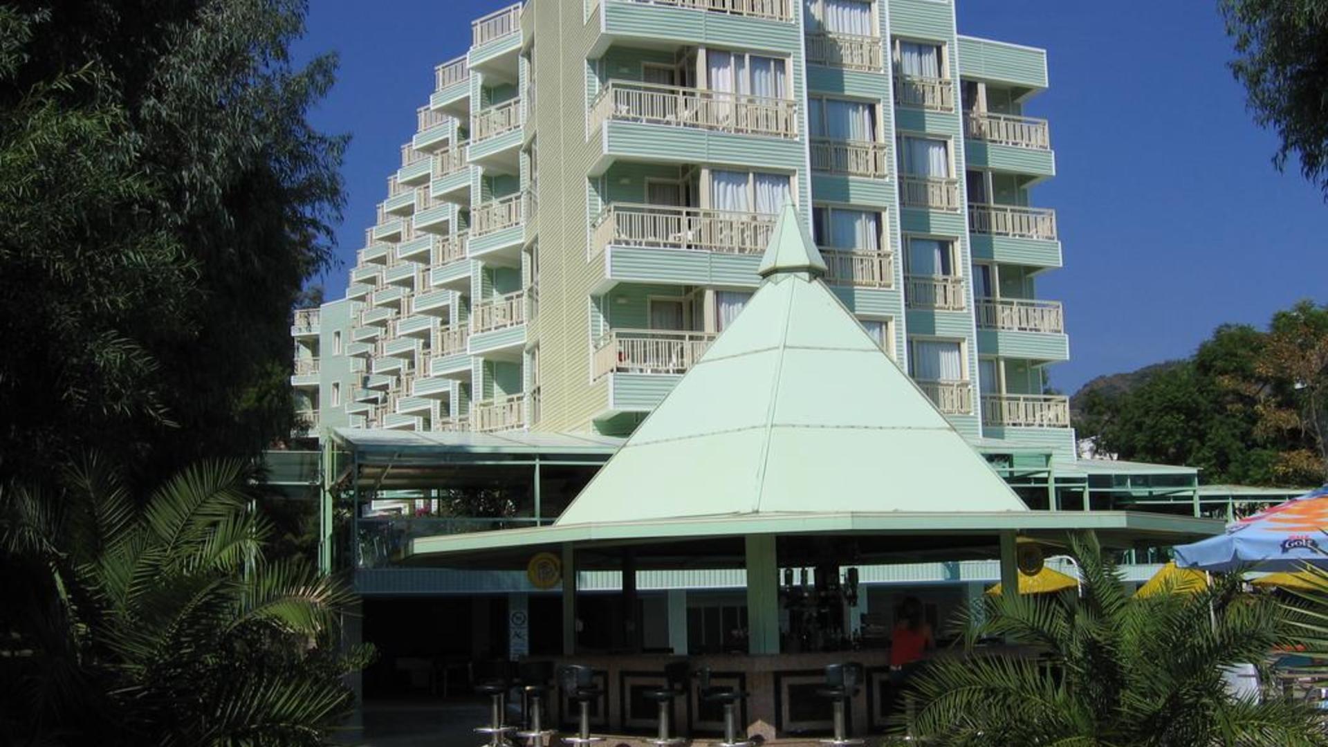 Flamingo Hotel 4* 0