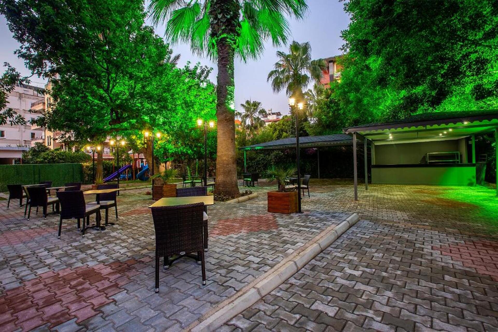 Royalisa Hotel 3* 35