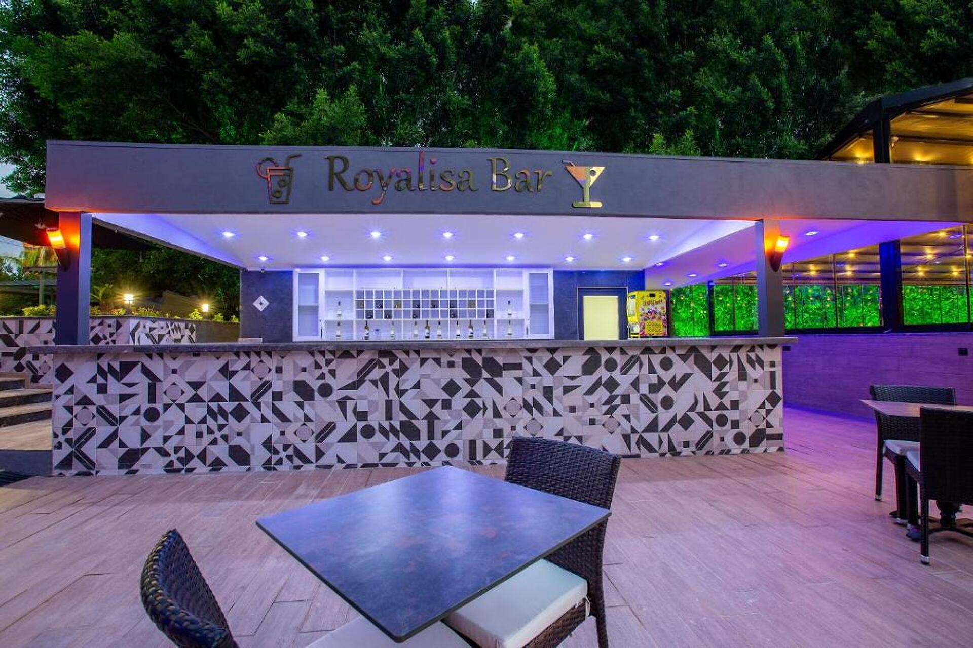 Royalisa Hotel 3* 36