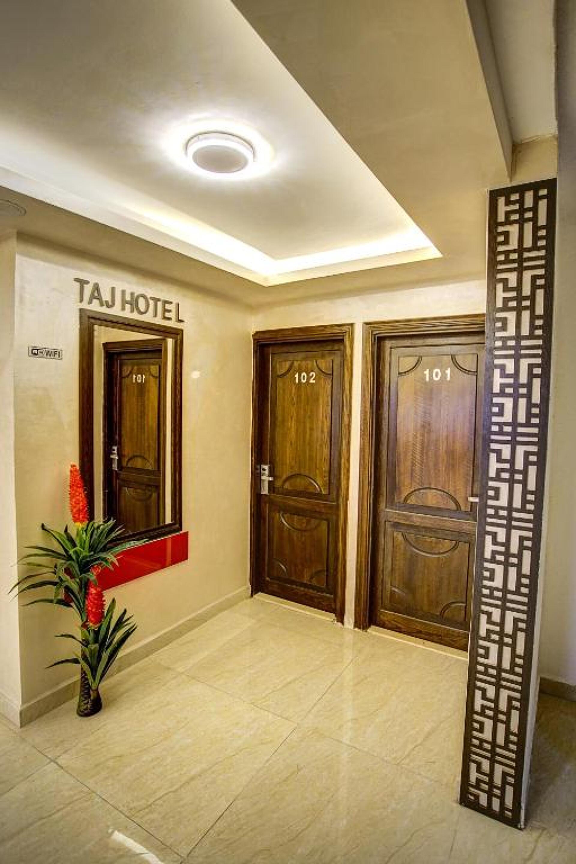 TAJ Hotel Aqaba 3* 1