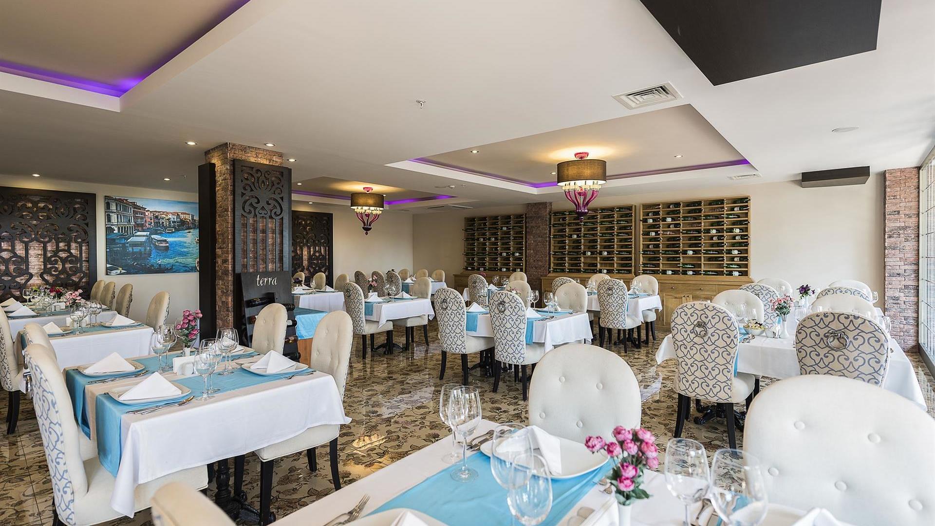 Quattro Beach Spa & Resort 5* 71