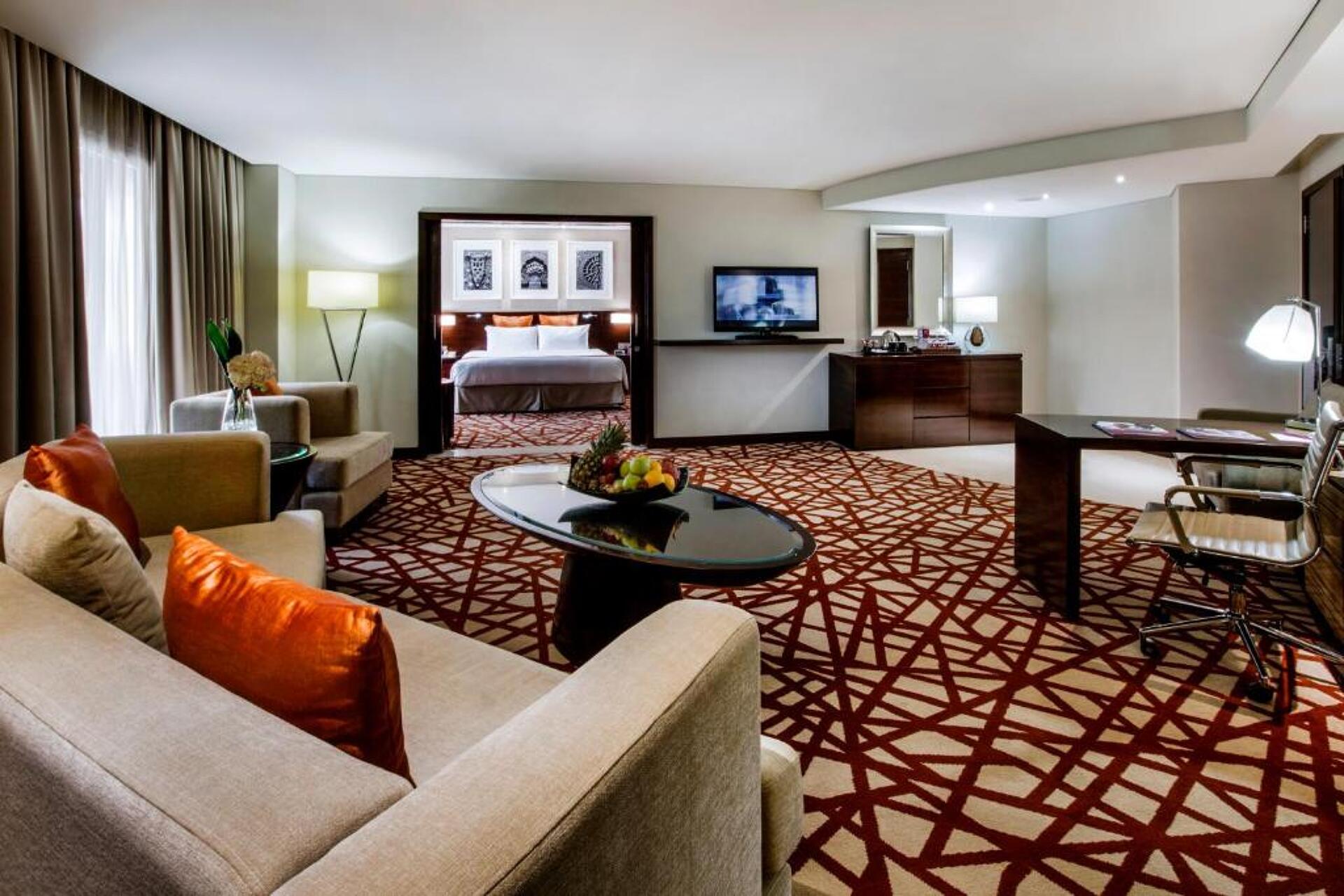 Crowne Plaza Dubai Deira 5* 5