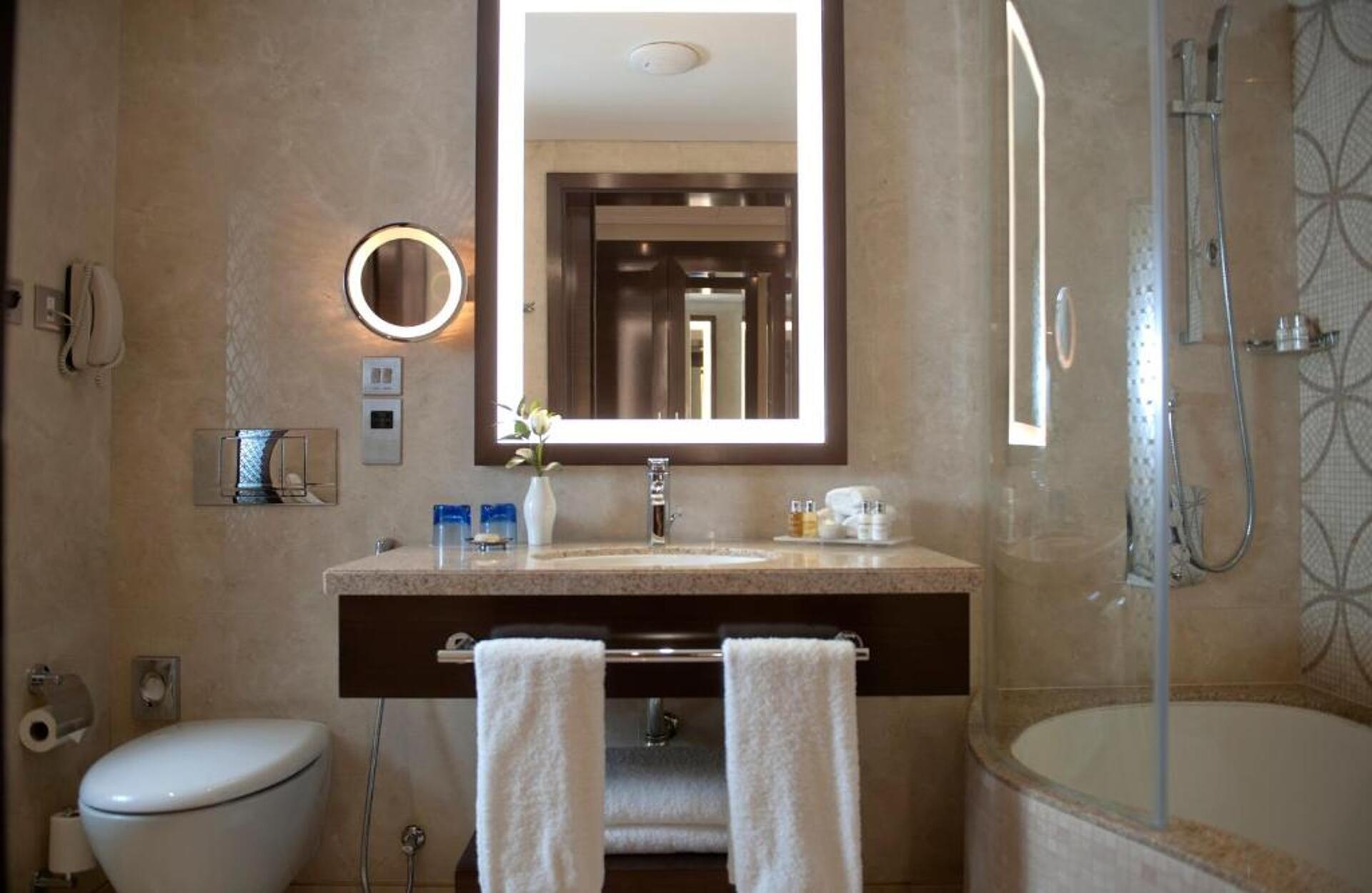 Crowne Plaza Dubai Deira 5* 12