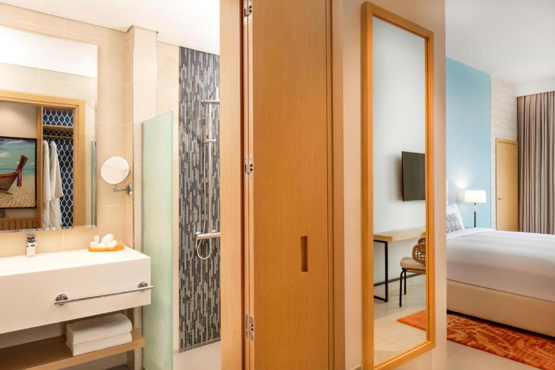 Centara Mirage Beach Resort Dubai 21