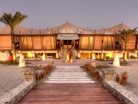 The Ritz-Carlton Ras Al Khaimah, Al Hamra Beach   5*