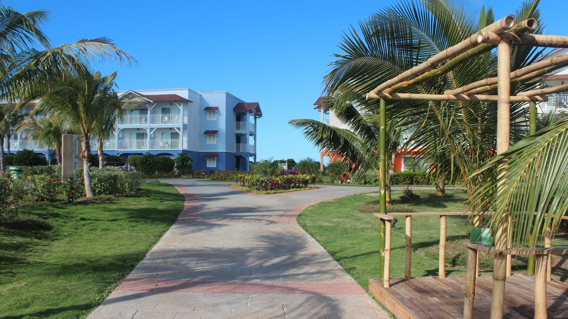 Memories Flamenco Beach Resort 5* 7