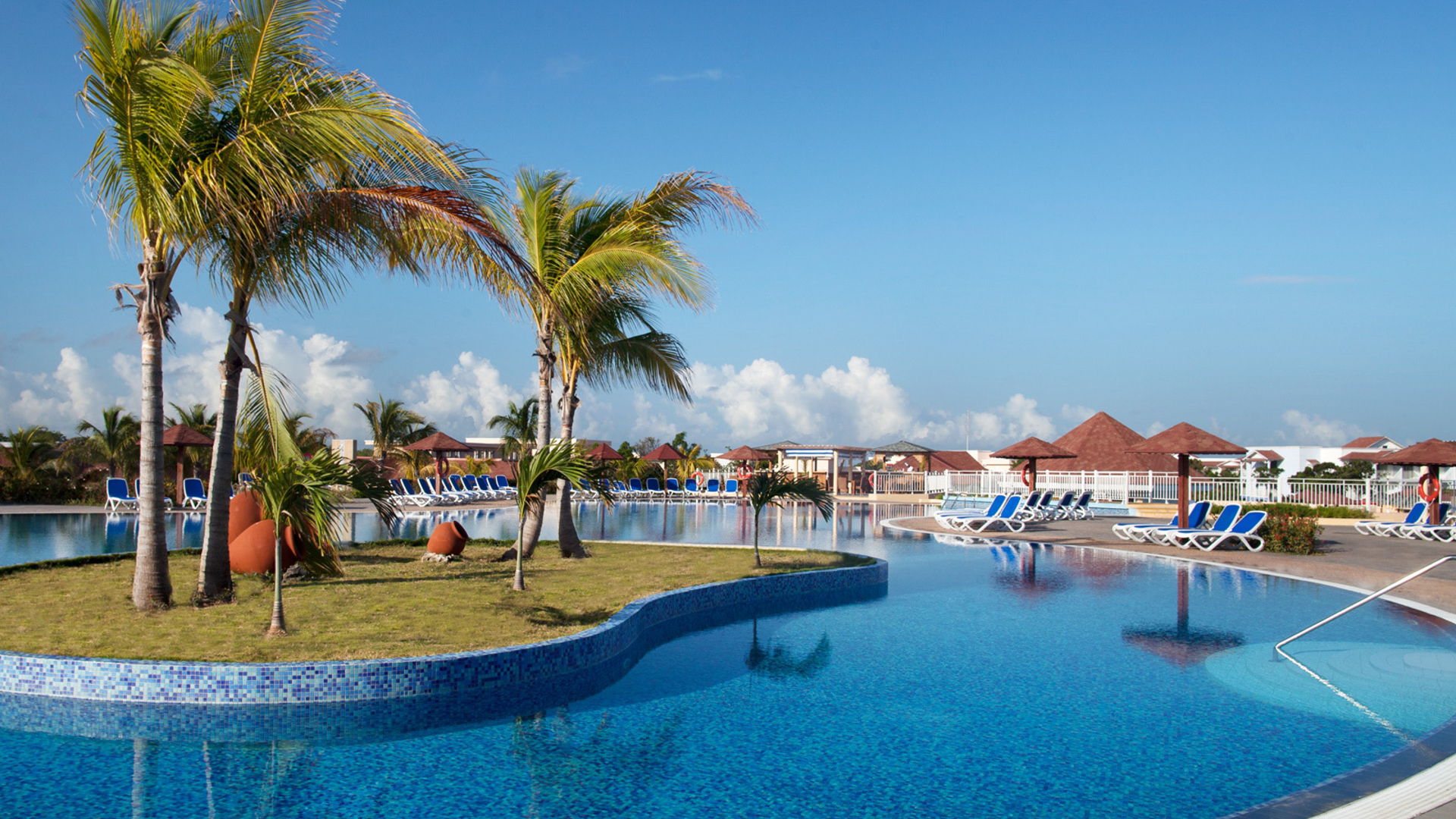 Memories Flamenco Beach Resort 5* 10