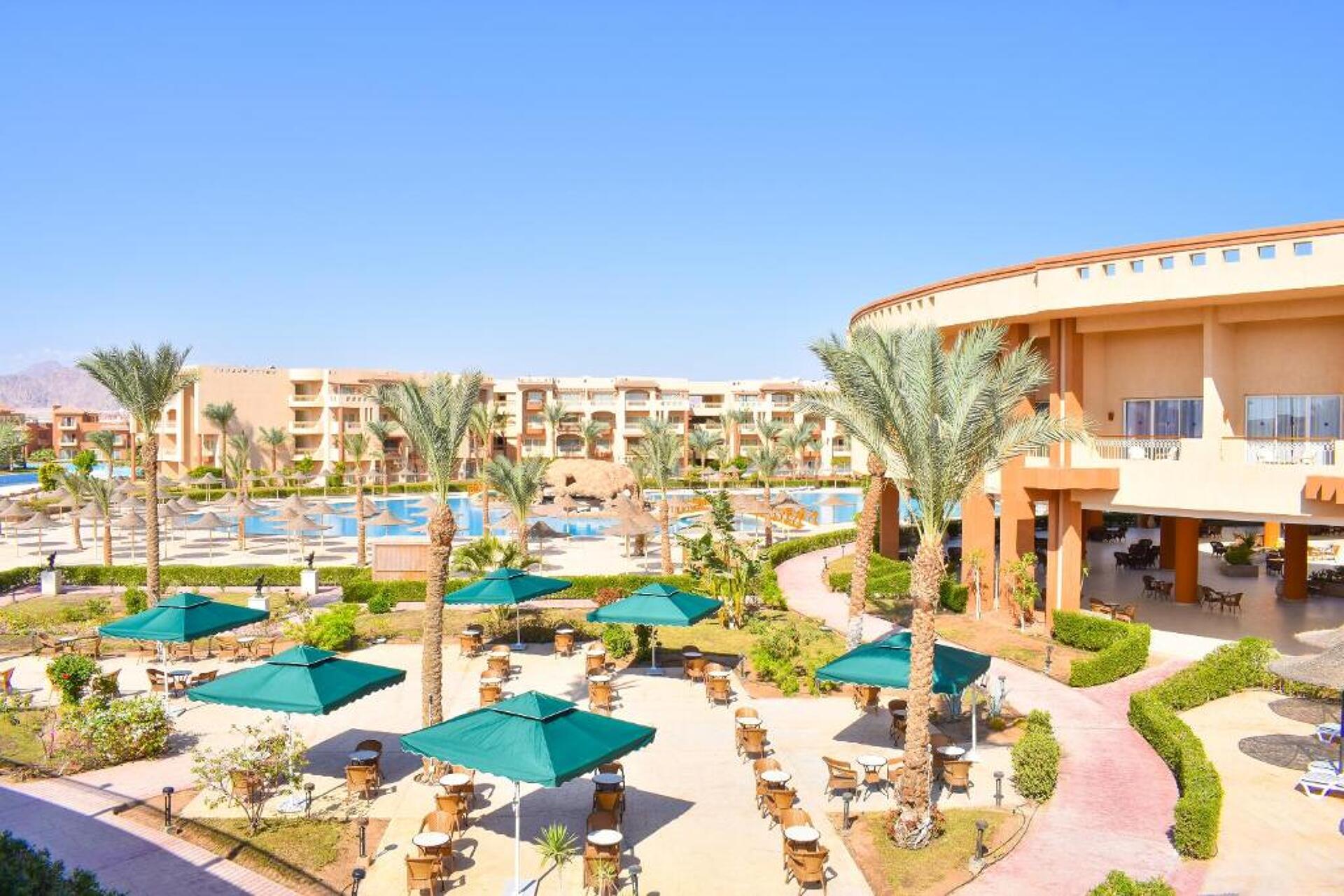 Parrotel Lagoon Resort 1