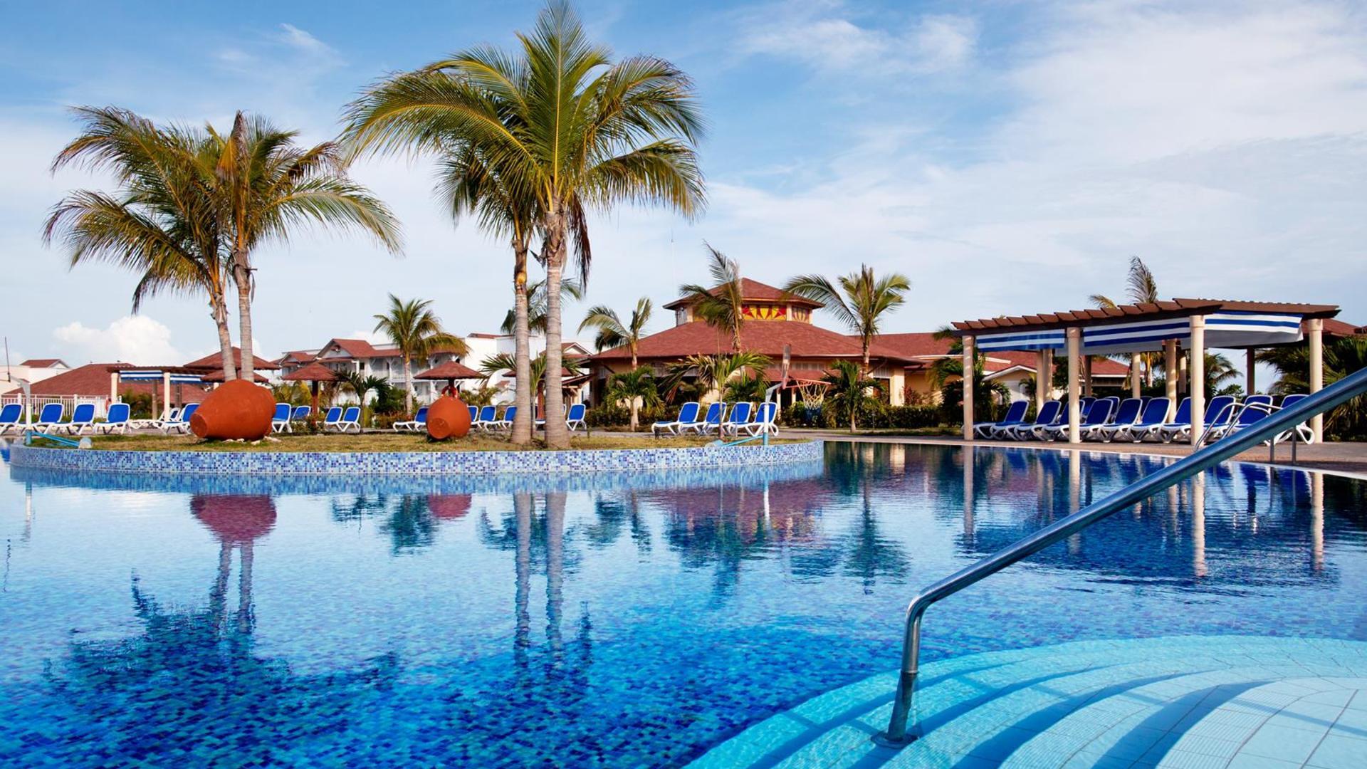 Memories Flamenco Beach Resort 5* 13