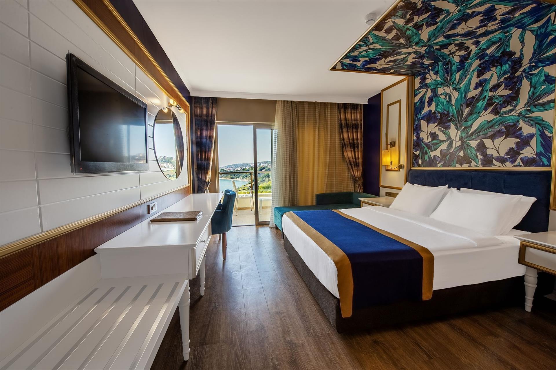 Utopia Resort & Residence 5* 6