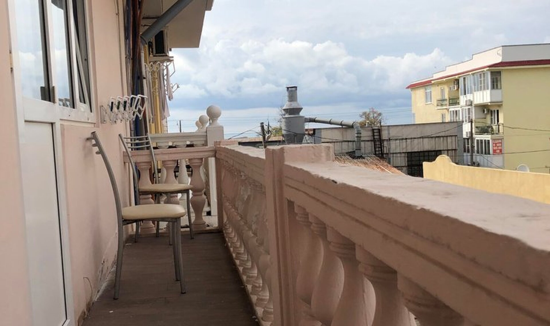 Rich Hotel 24