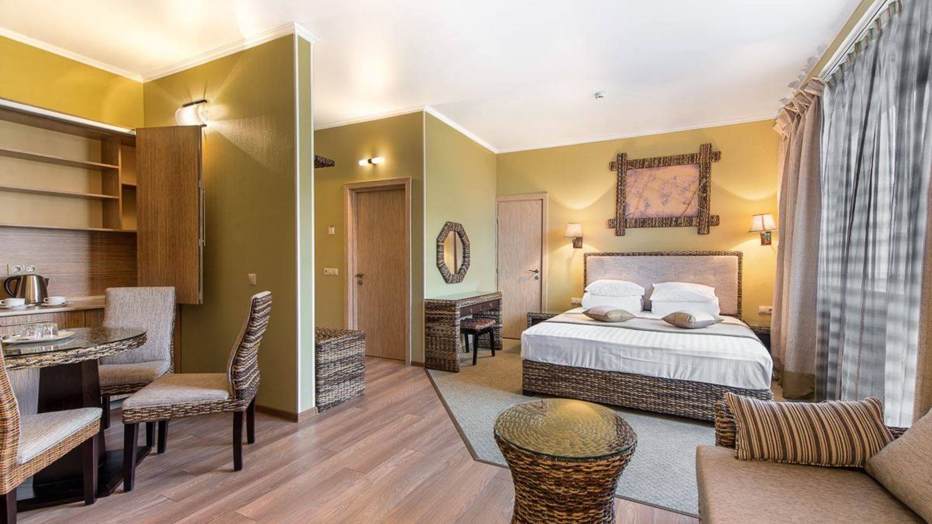La Terrassa 3* 26