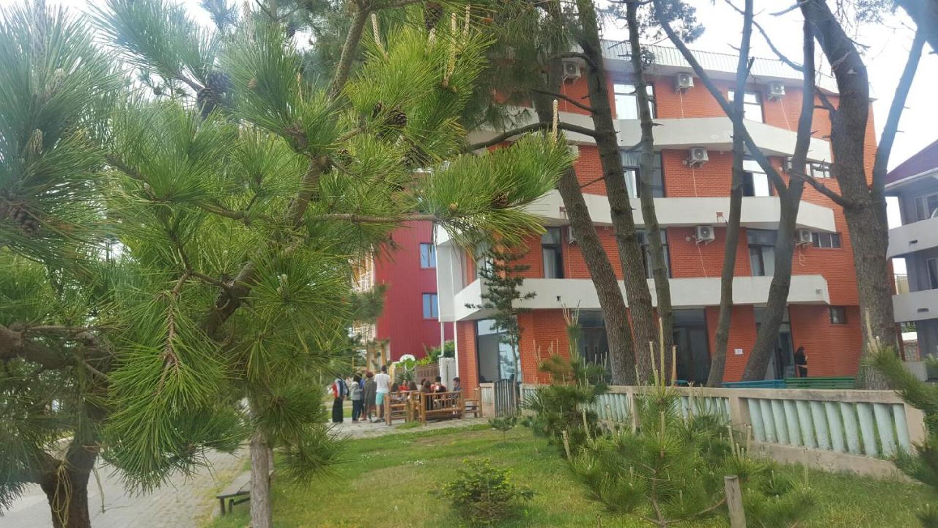 Wave Inn 3* 44