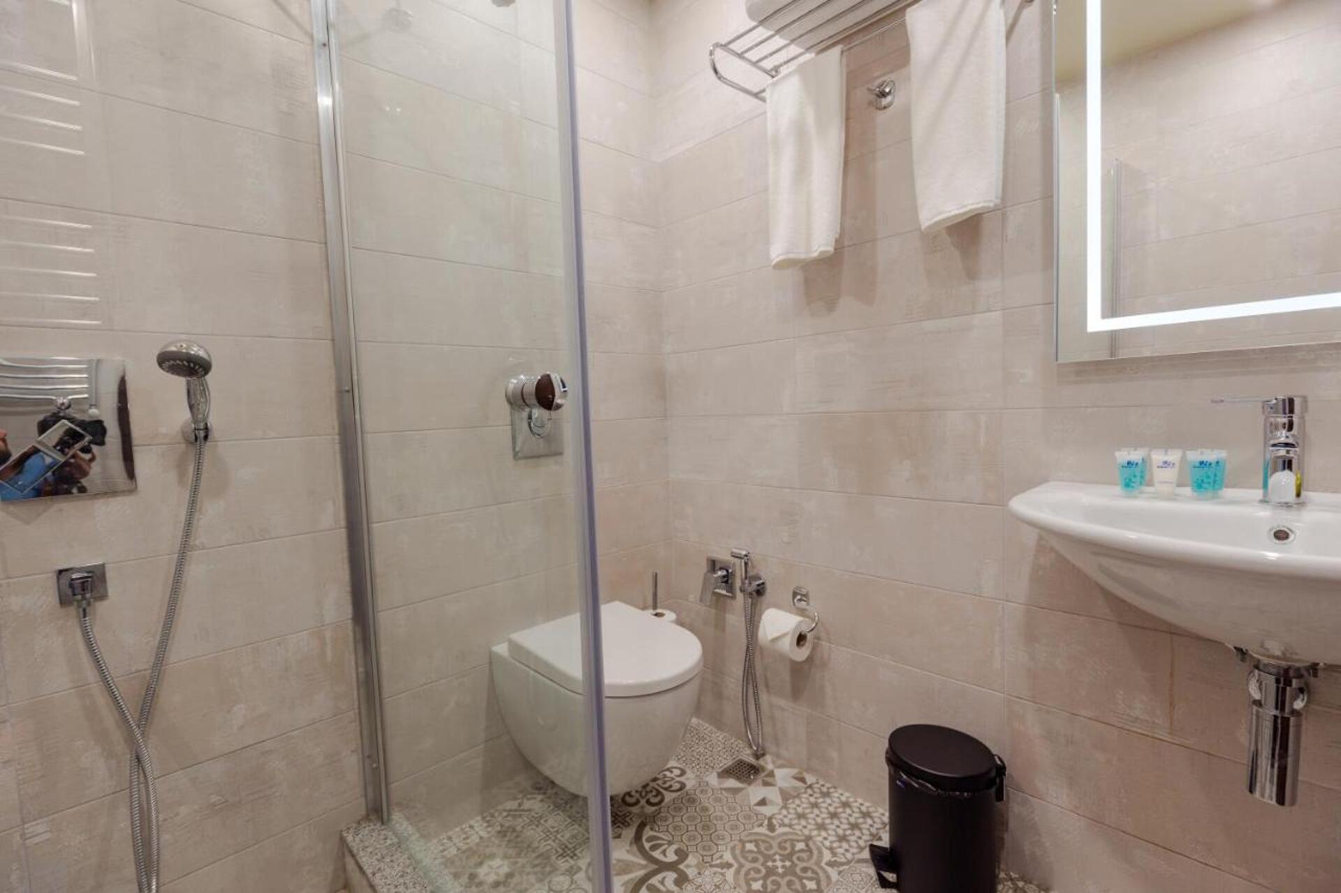 Bloom Hotel 4* 10