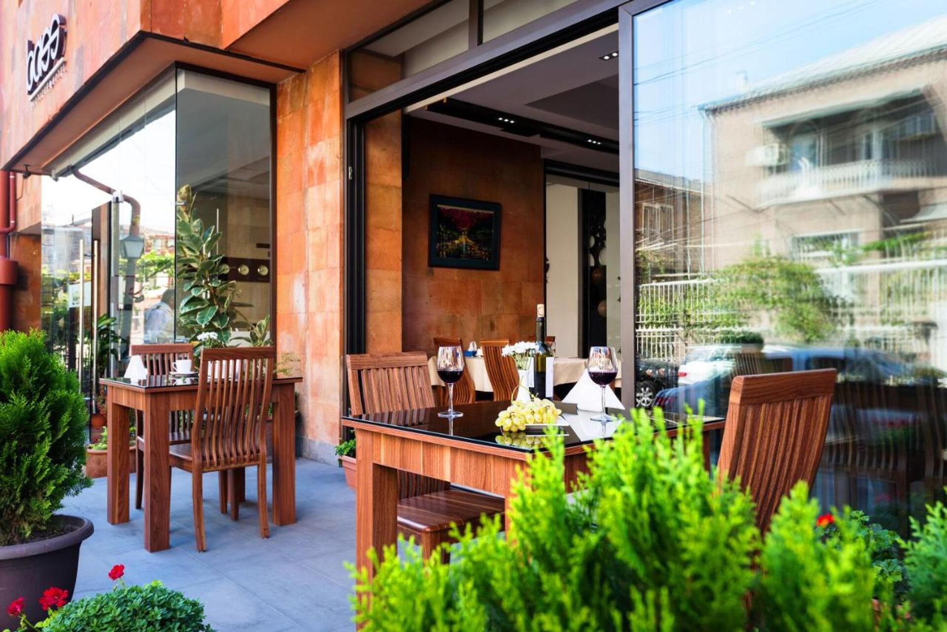 Bass Boutique Hotel 4* 6