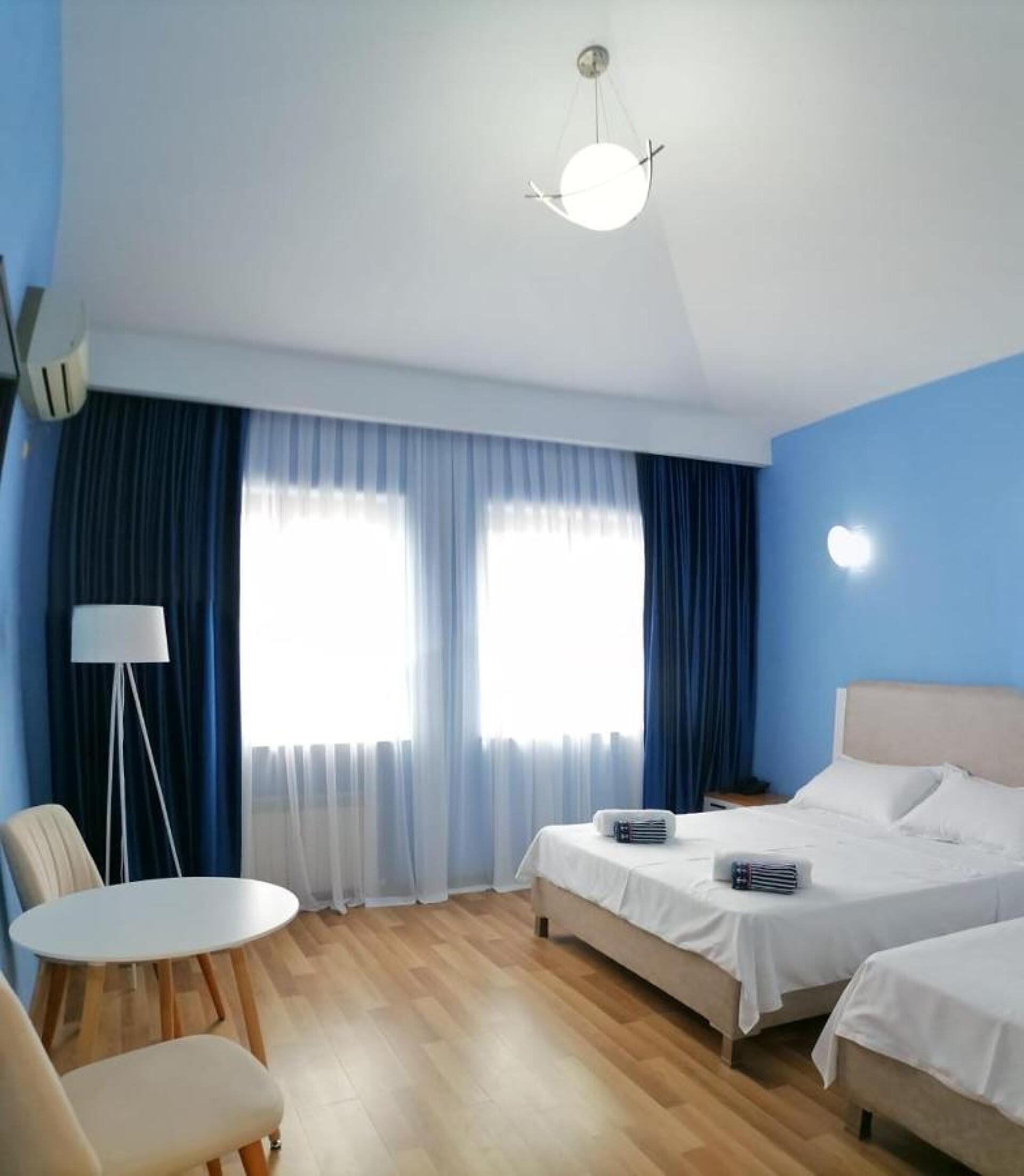 Connect Hotel Bar & Terrace 3* 6