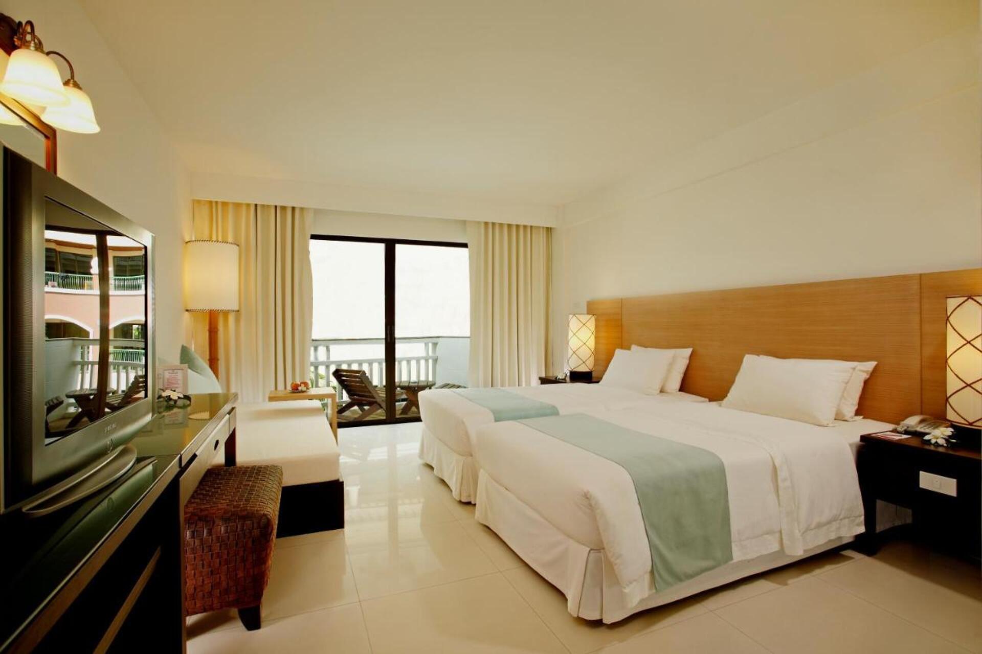 Ramada Phuket Southsea 4* 35