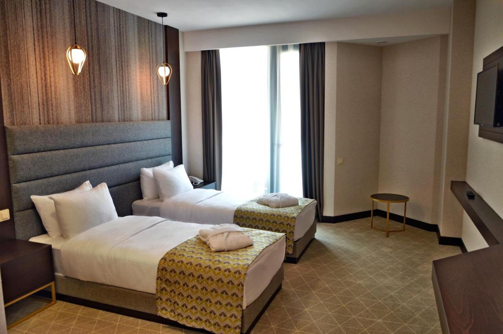 Elegance 4* 34