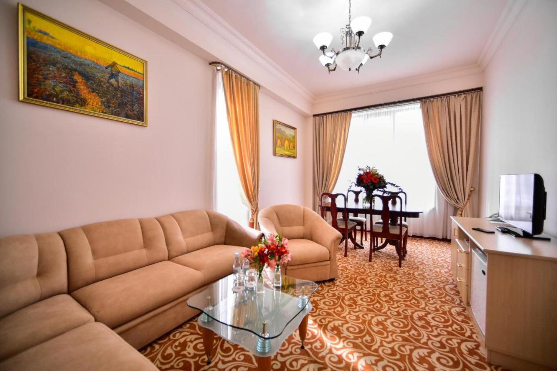 METROPOL HOTEL Yerevan 4* 19