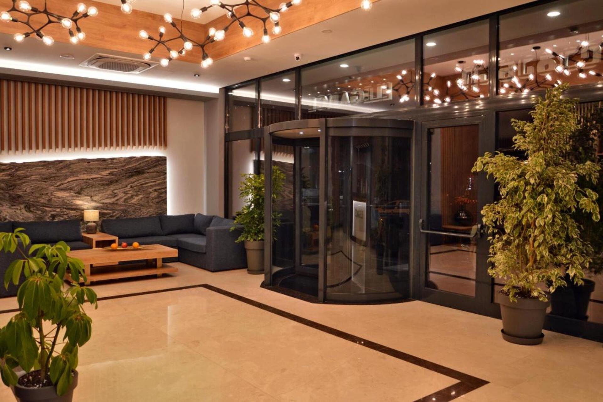 Elegance 4* 19
