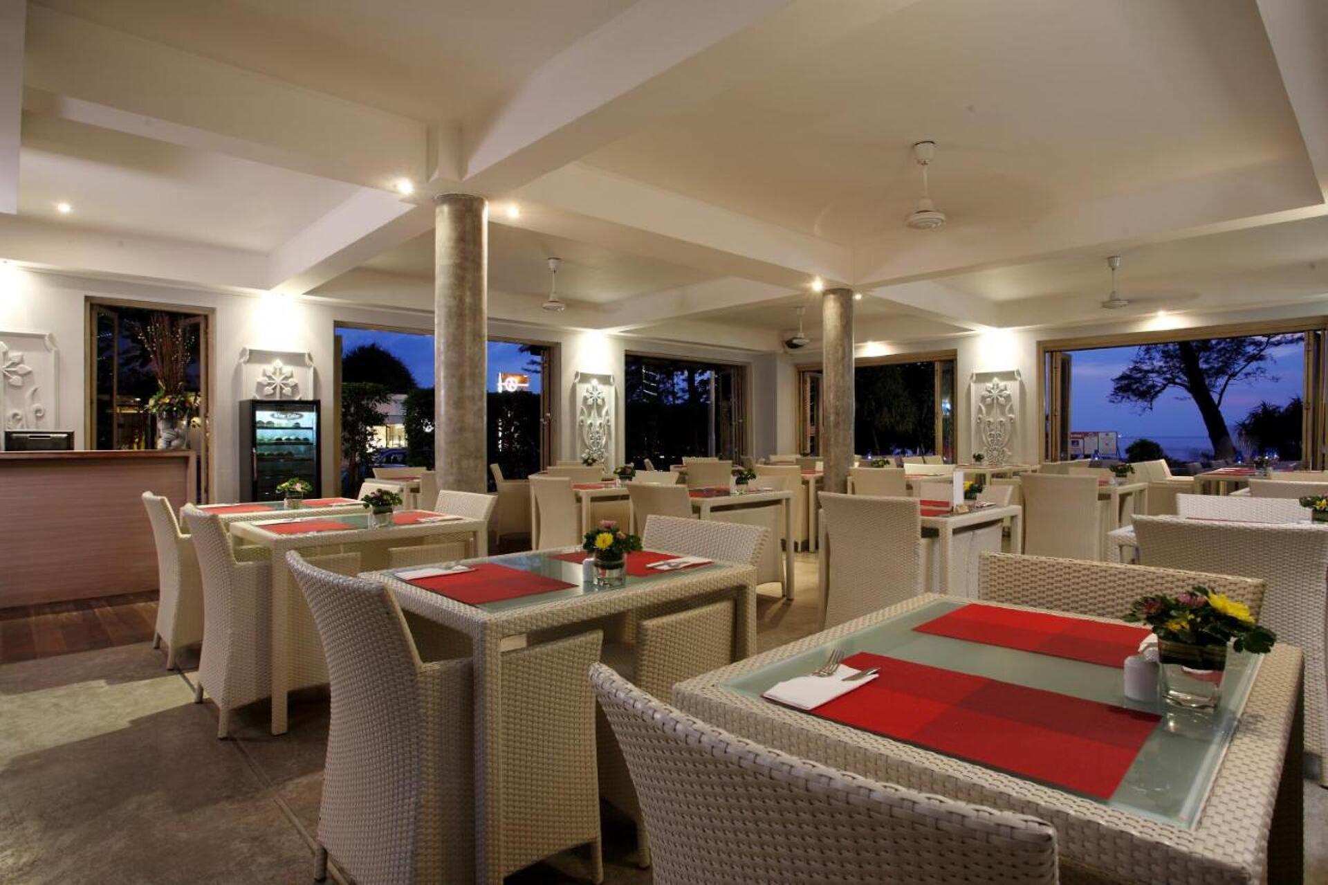 Ramada Phuket Southsea 4* 11