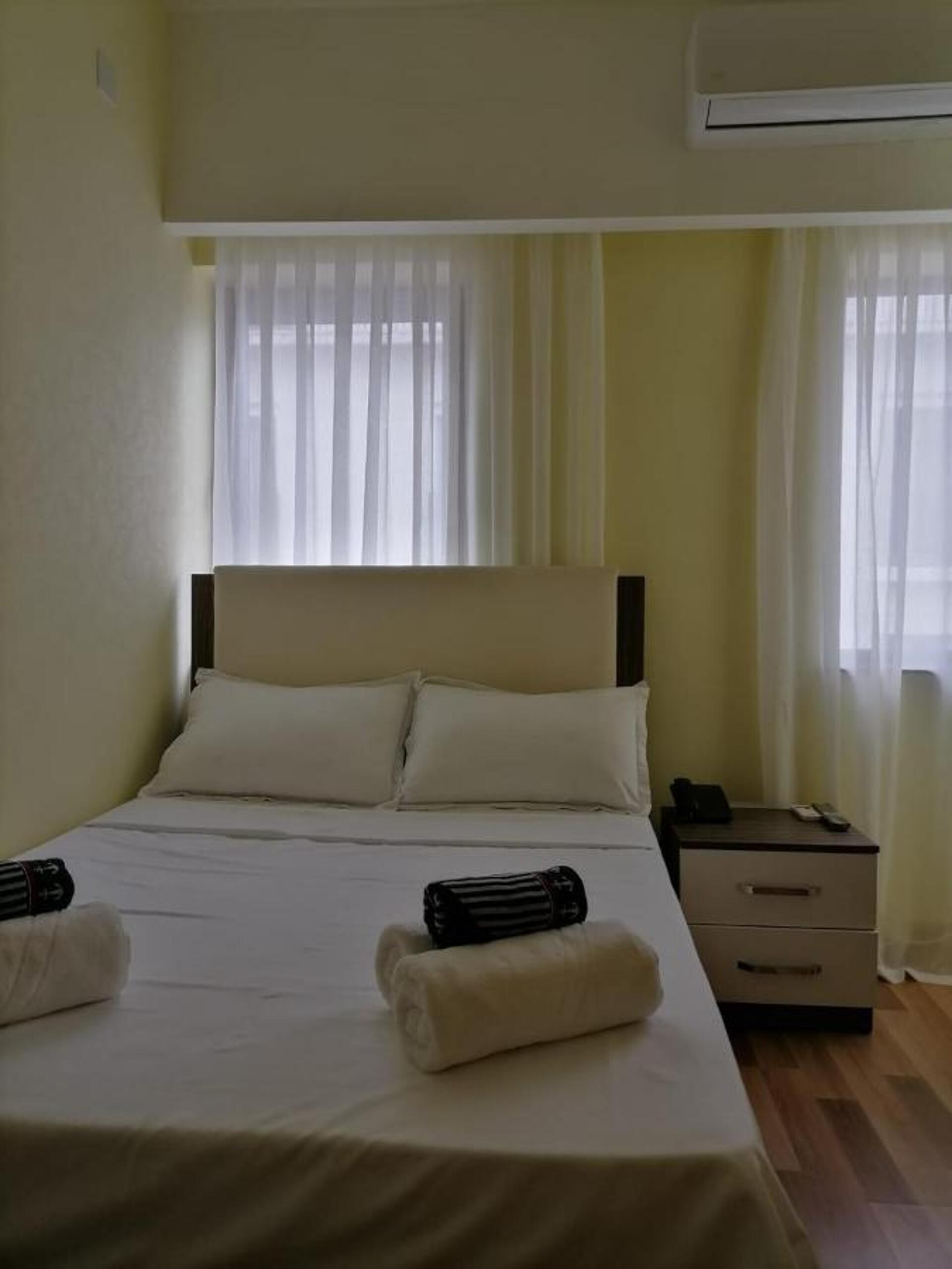 Connect Hotel Bar & Terrace 3* 40