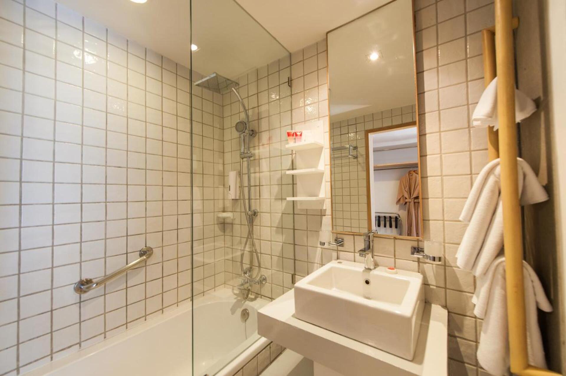 Ramada Phuket Southsea 4* 21