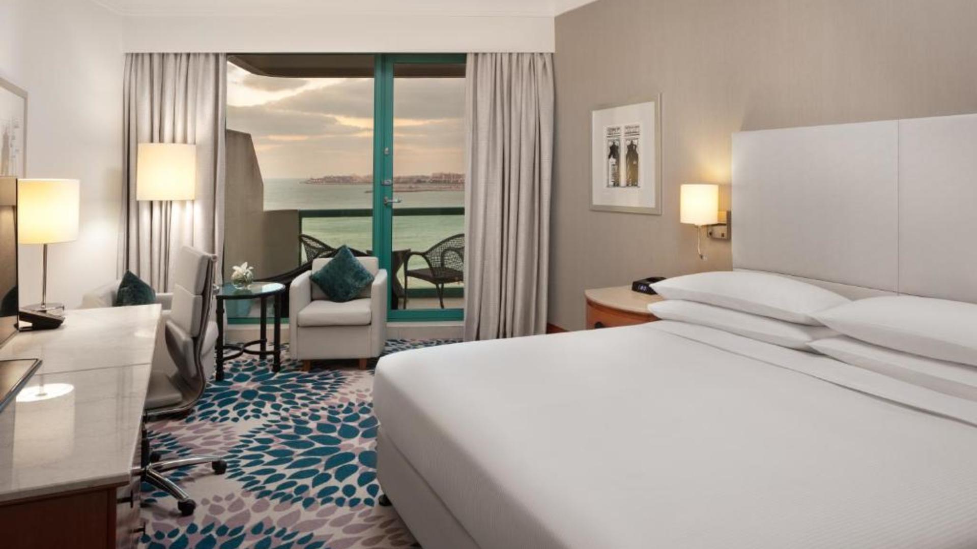 Hilton Dubai Jumeirah 11