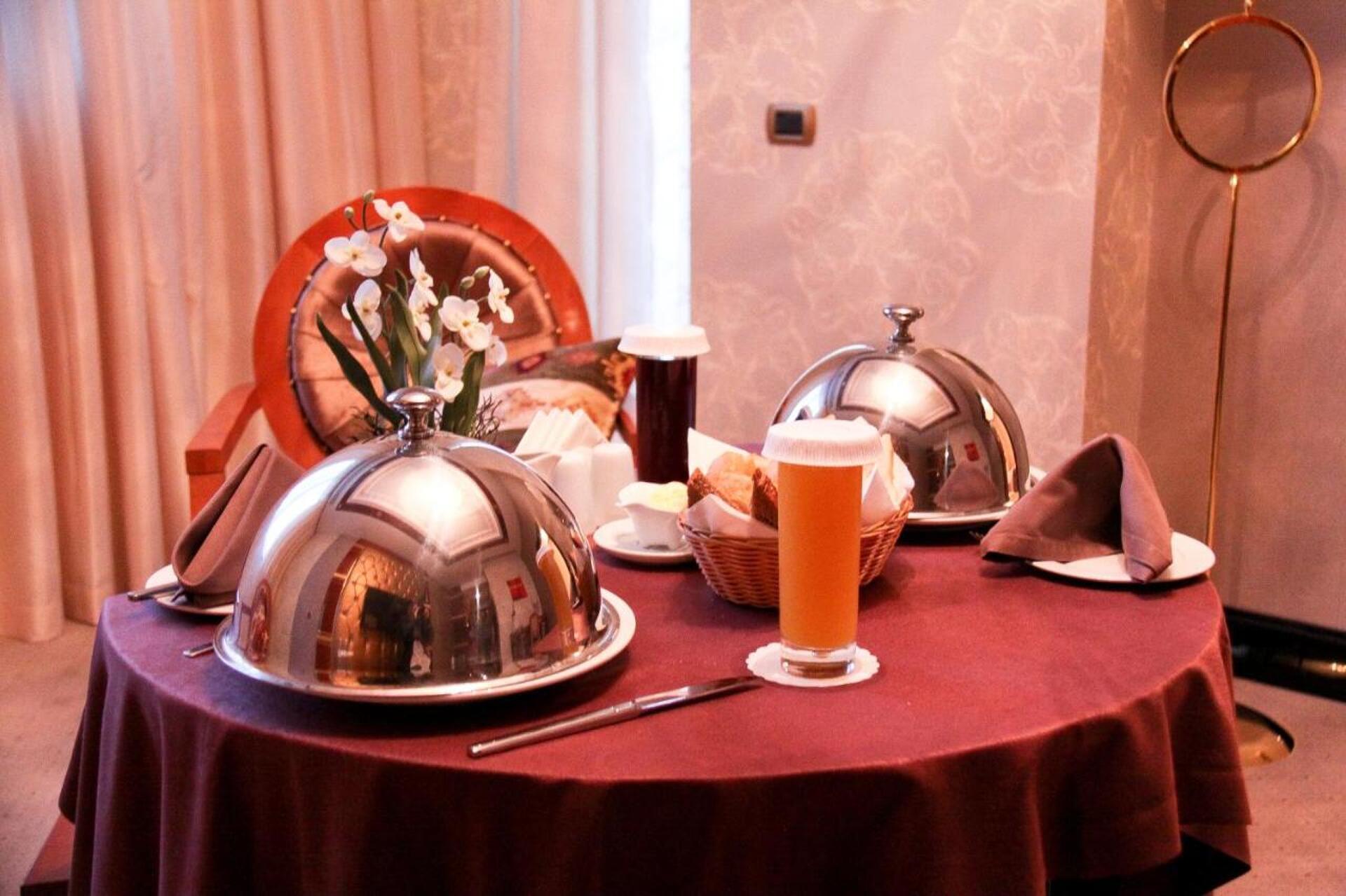 Sapphire Hotel 44