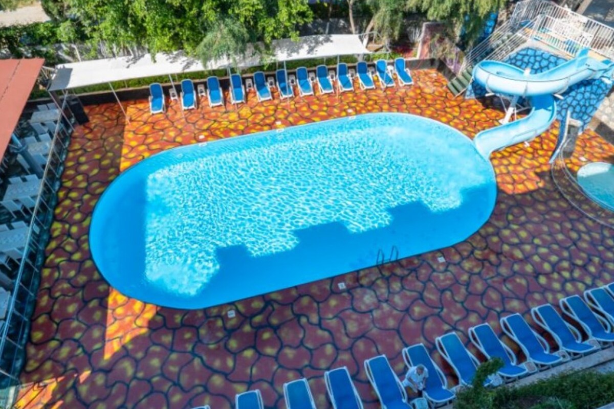 Aperion Beach 4* 1