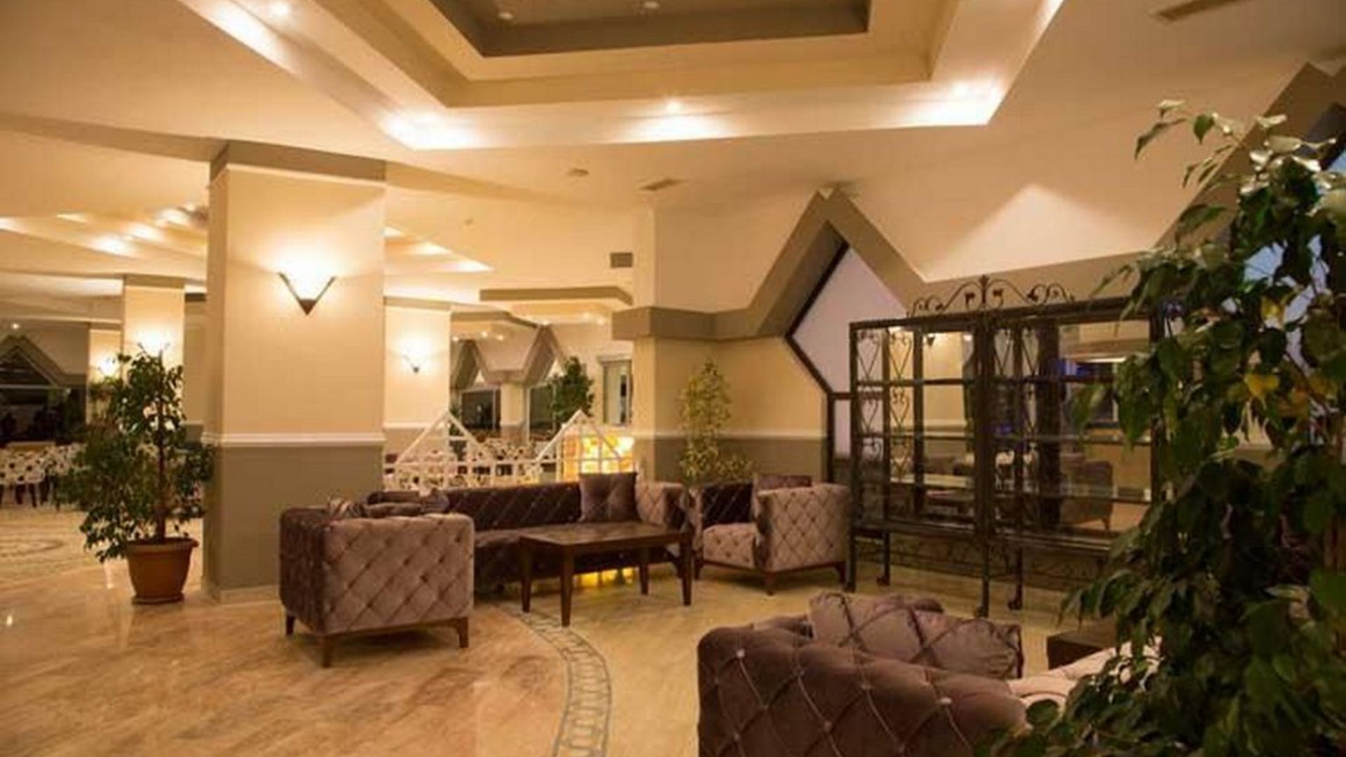 Roseira Beach Resort 1
