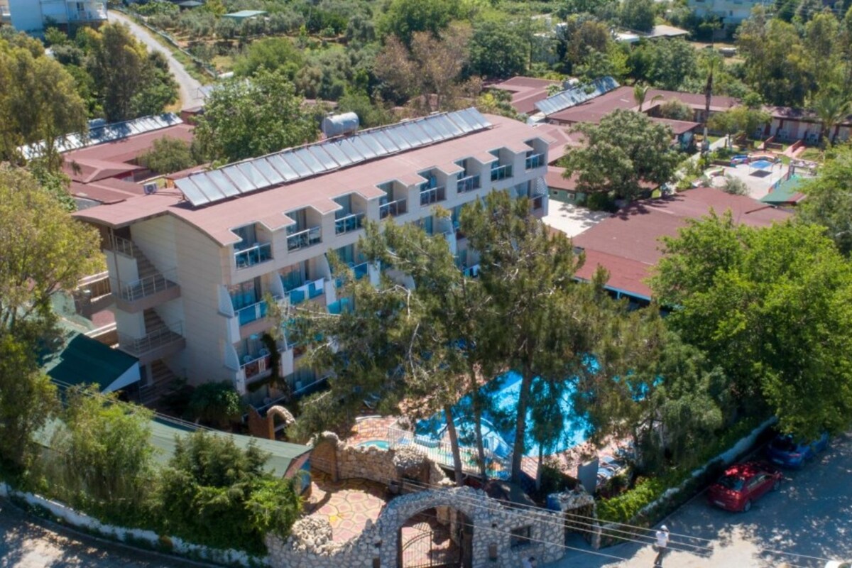 Aperion Beach 4* 0