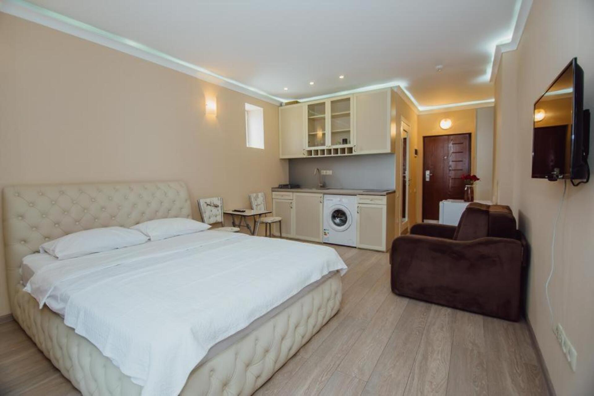 Hotel 19 Batumi 3* 6