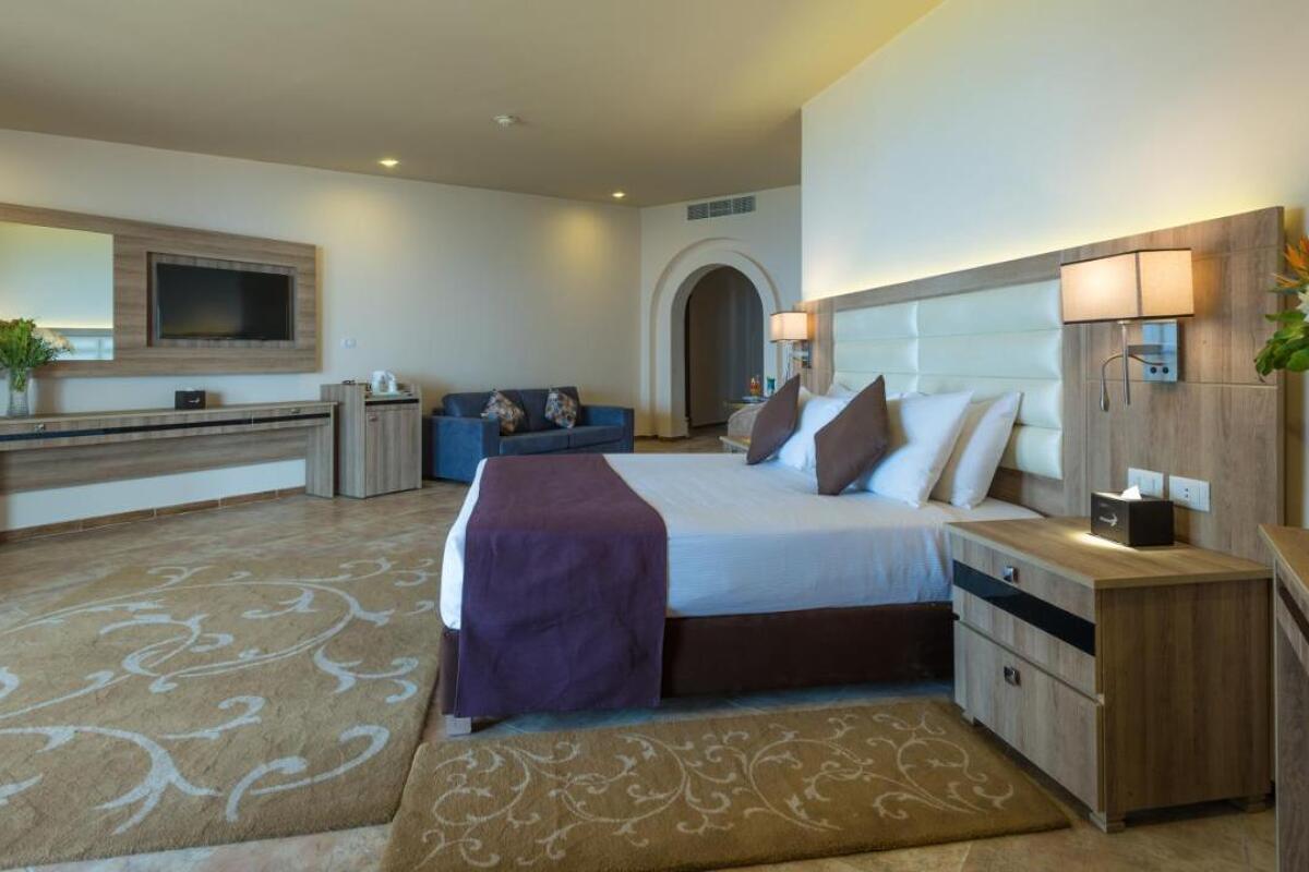 Albatros Citadel Resort 5* 3