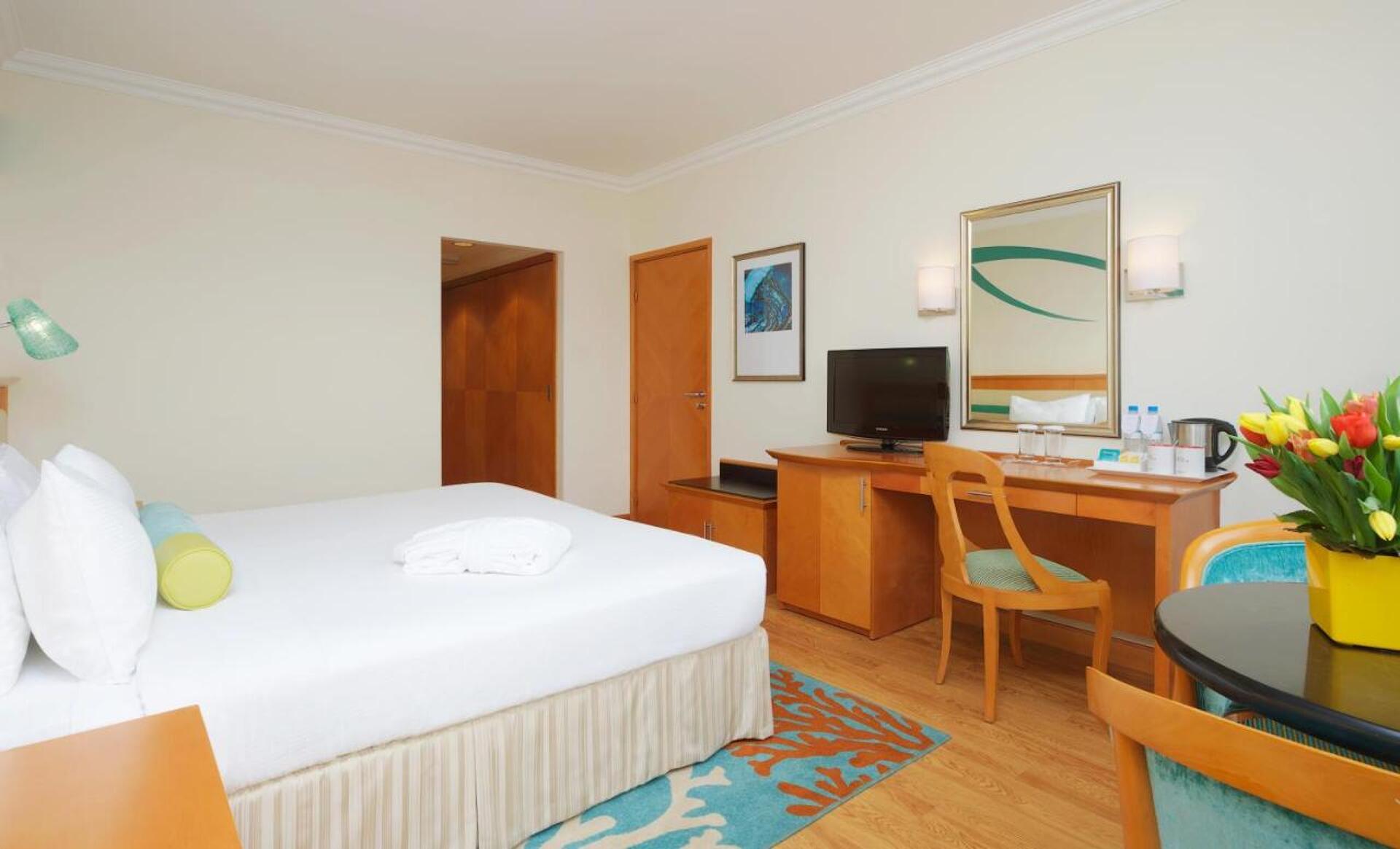 Coral Beach Resort 34