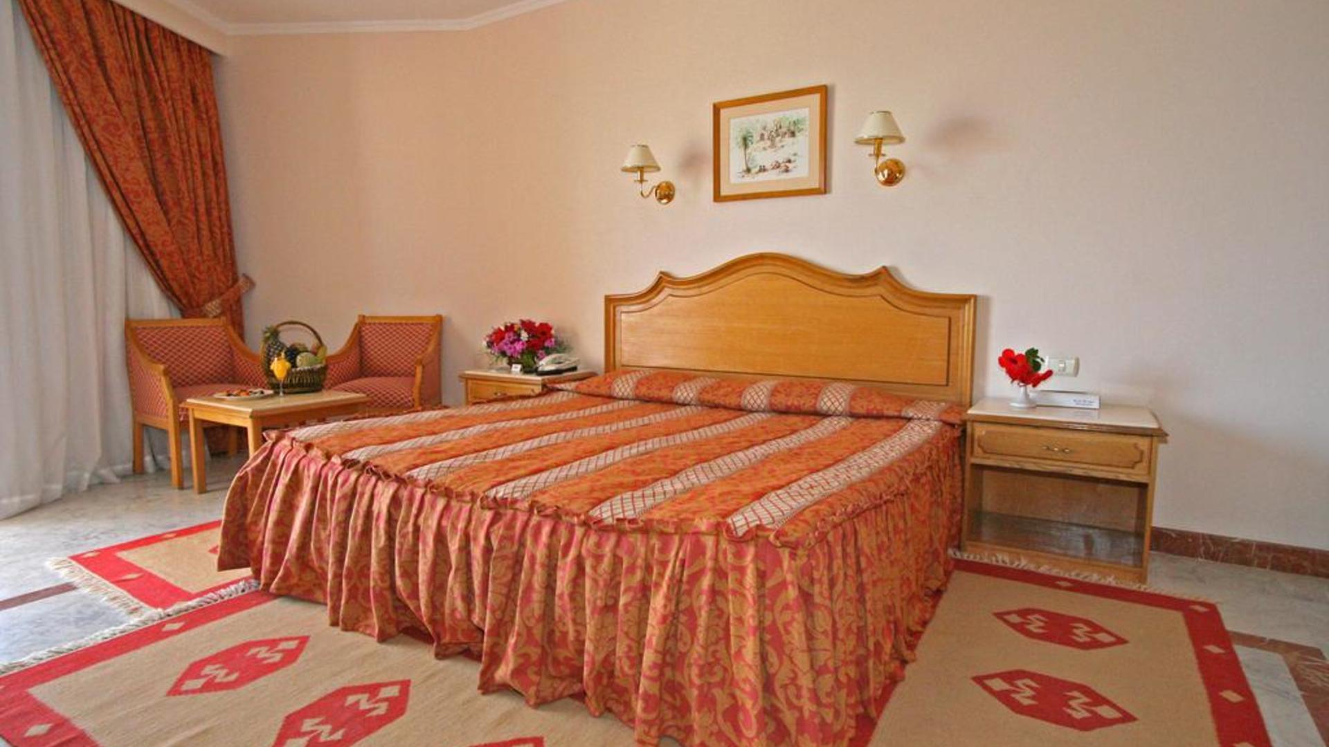 Sea Star Beau Rivage 5* 43