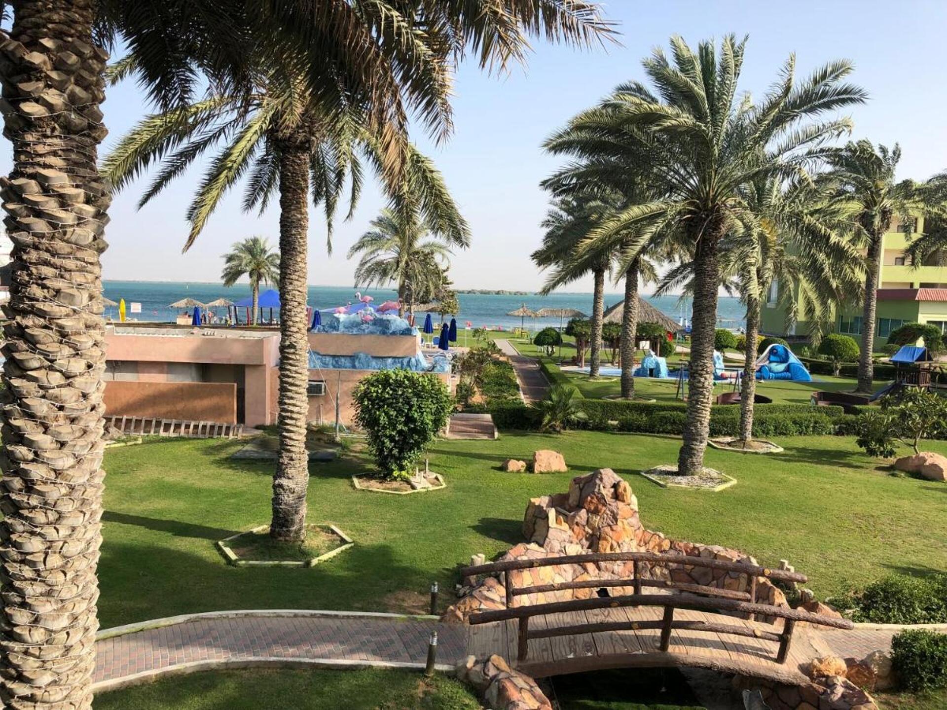 Flamingo Beach Hotel 3* 8