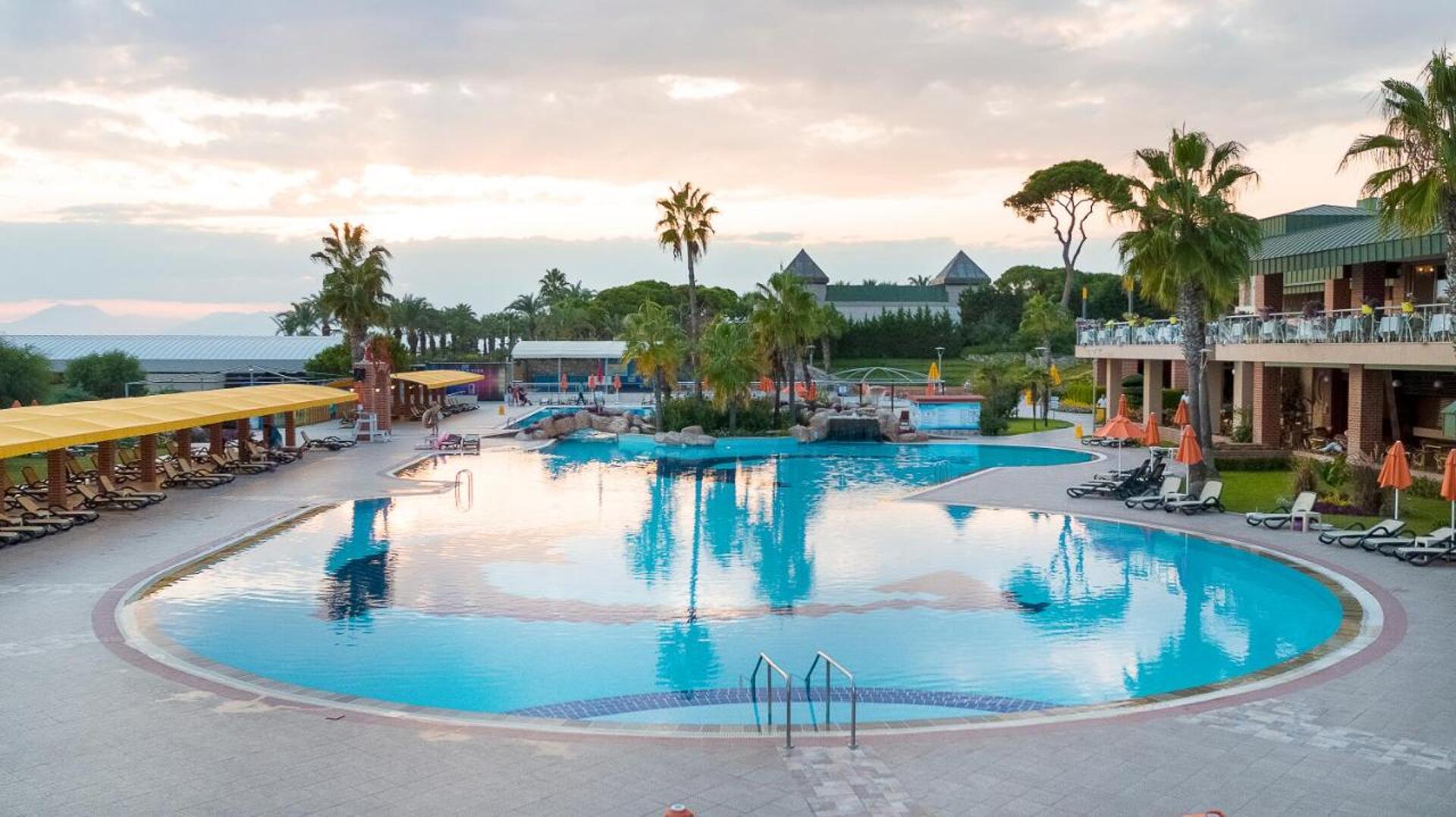 Pine Beach Belek 5* 33