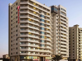 Ramada by Wyndham Beach Hotel Ajman   4*