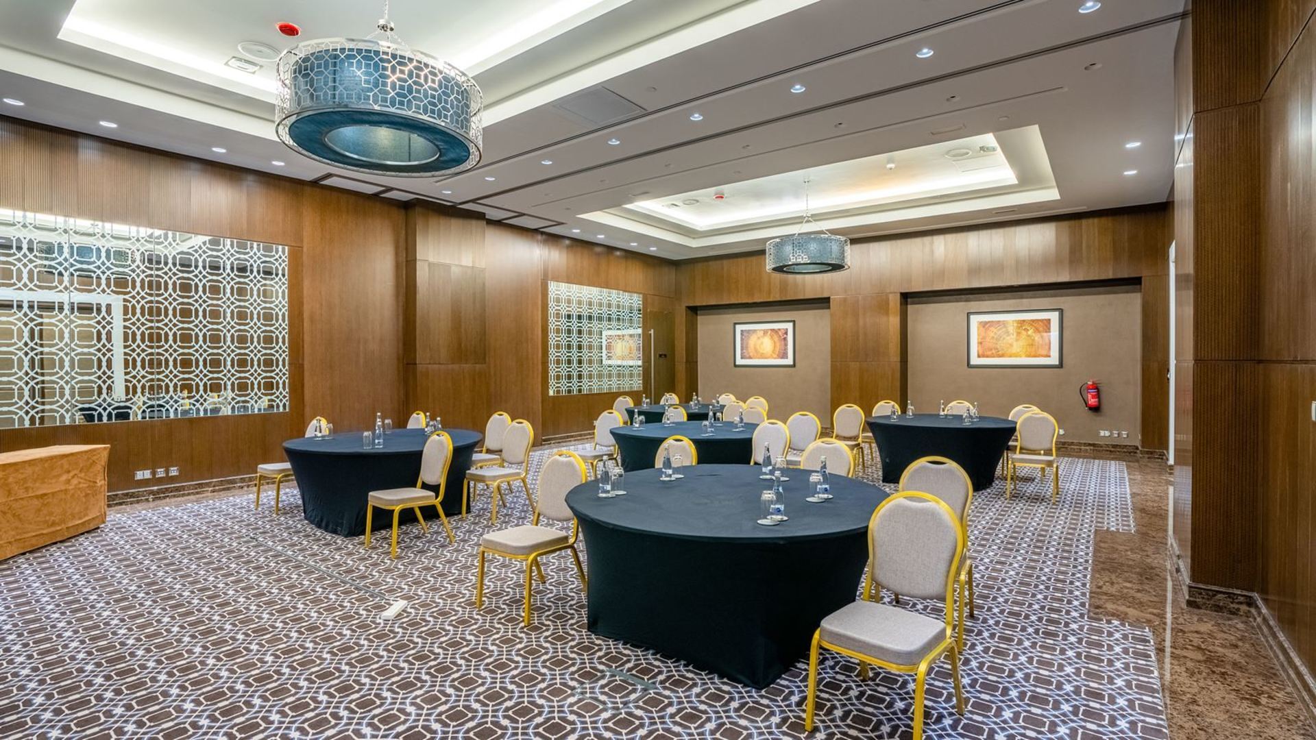 Rixos Marina Abu Dhabi 5* 15