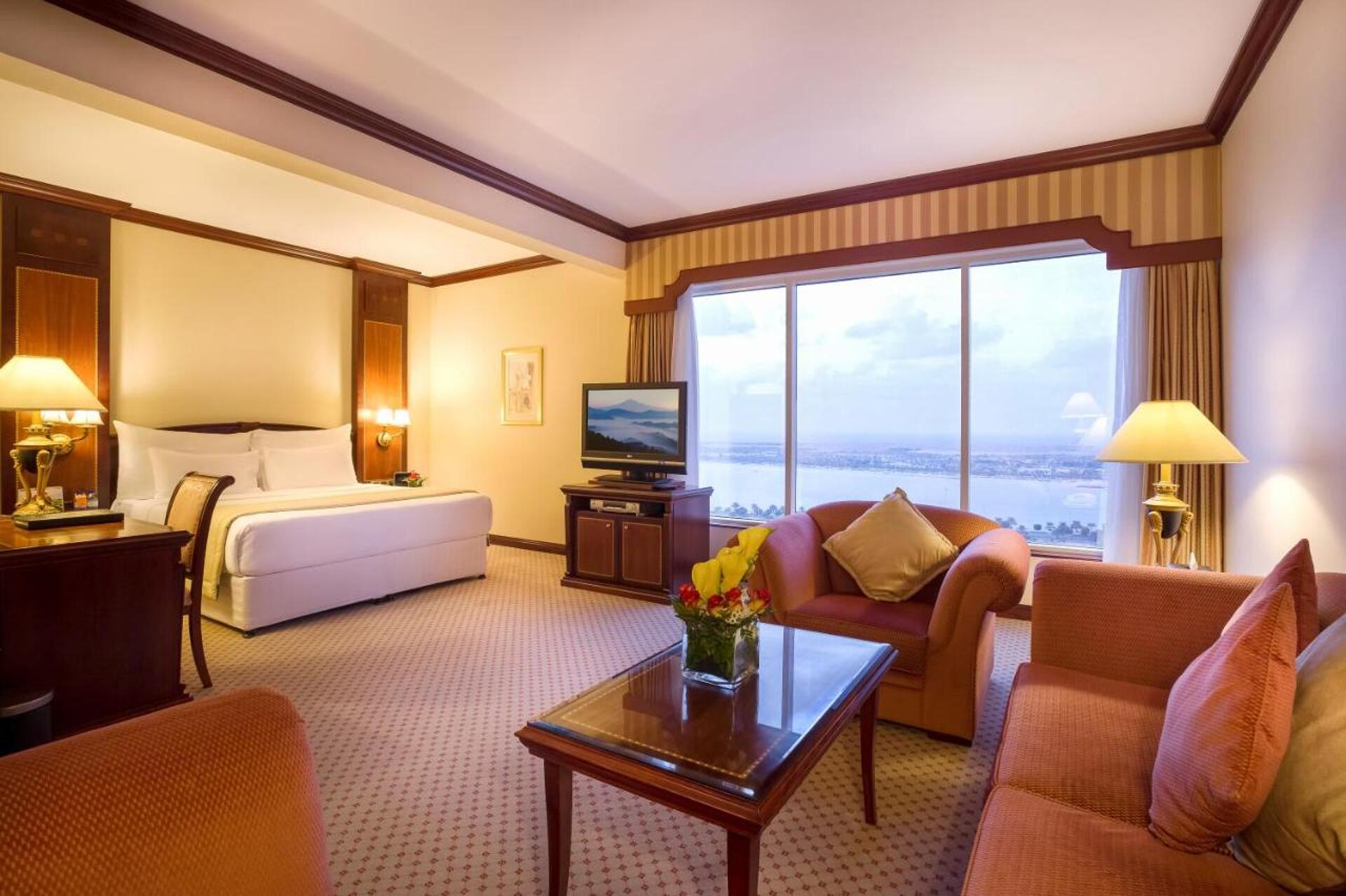 Corniche Hotel Abu Dhabi 8