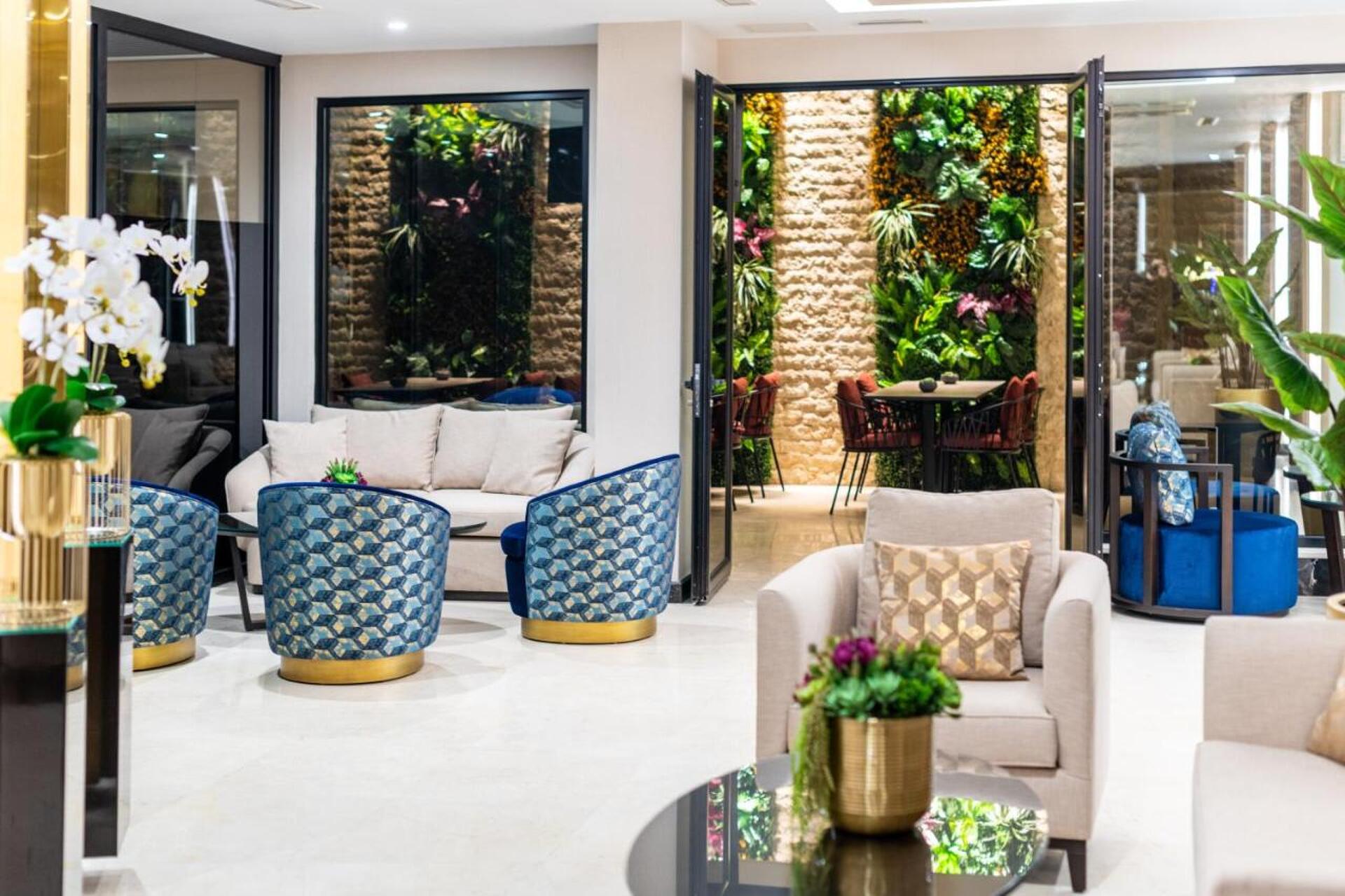 Aprilis Deluxe Hotel 4* 26
