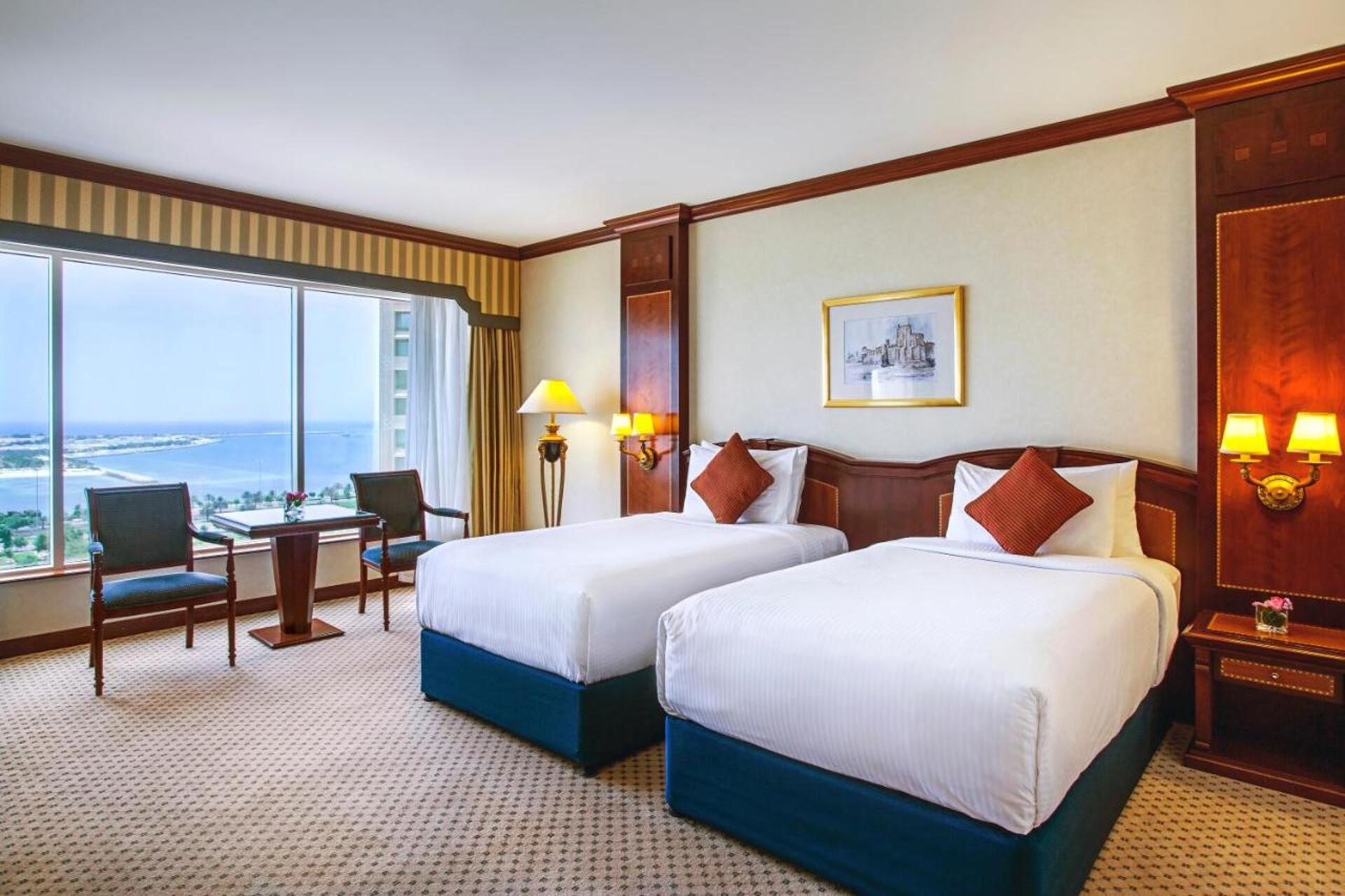 Corniche Hotel Abu Dhabi 36