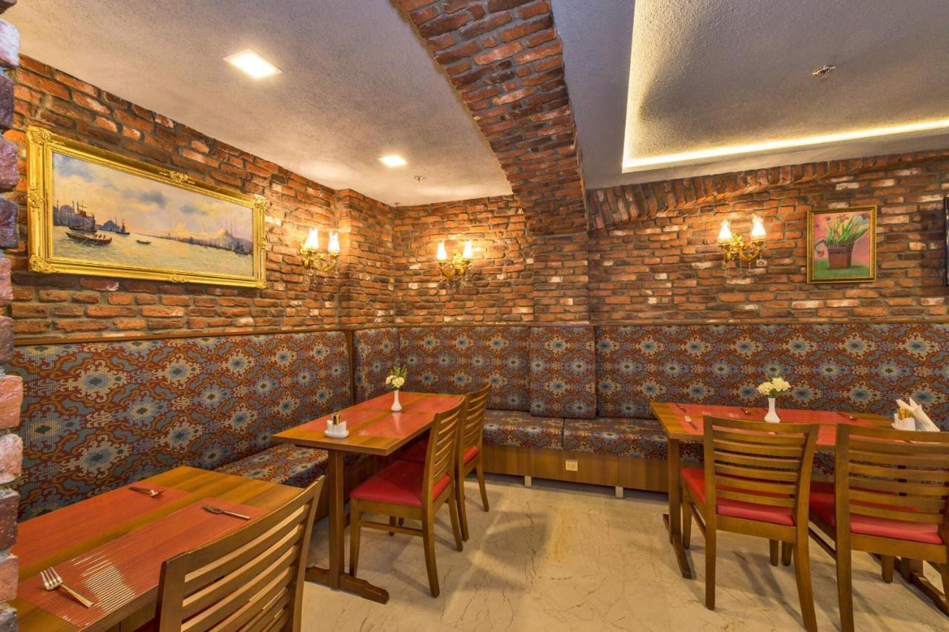 Aprilis Gold Hotel 3* 32