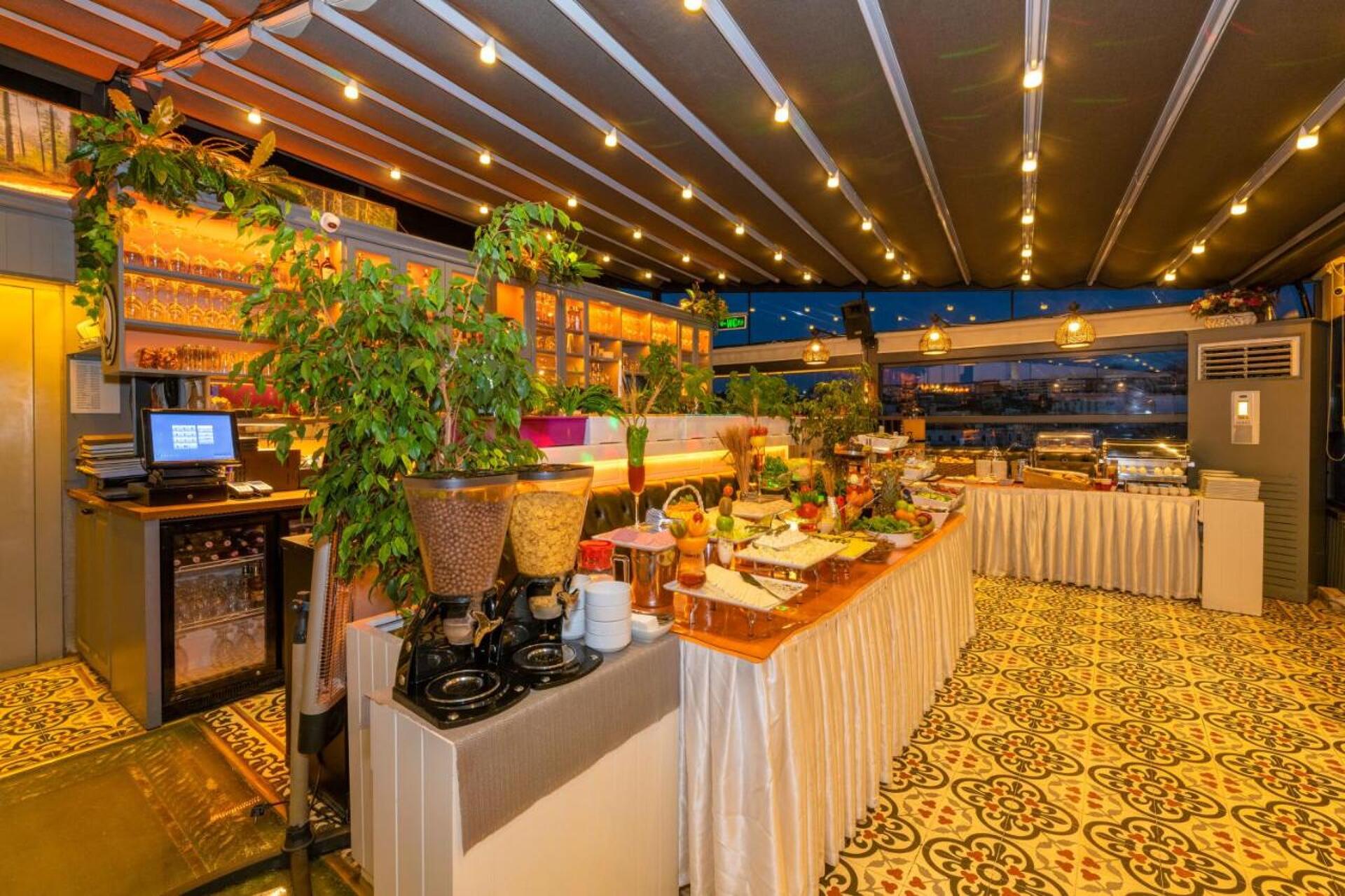 Alpek Hotel 3* 12